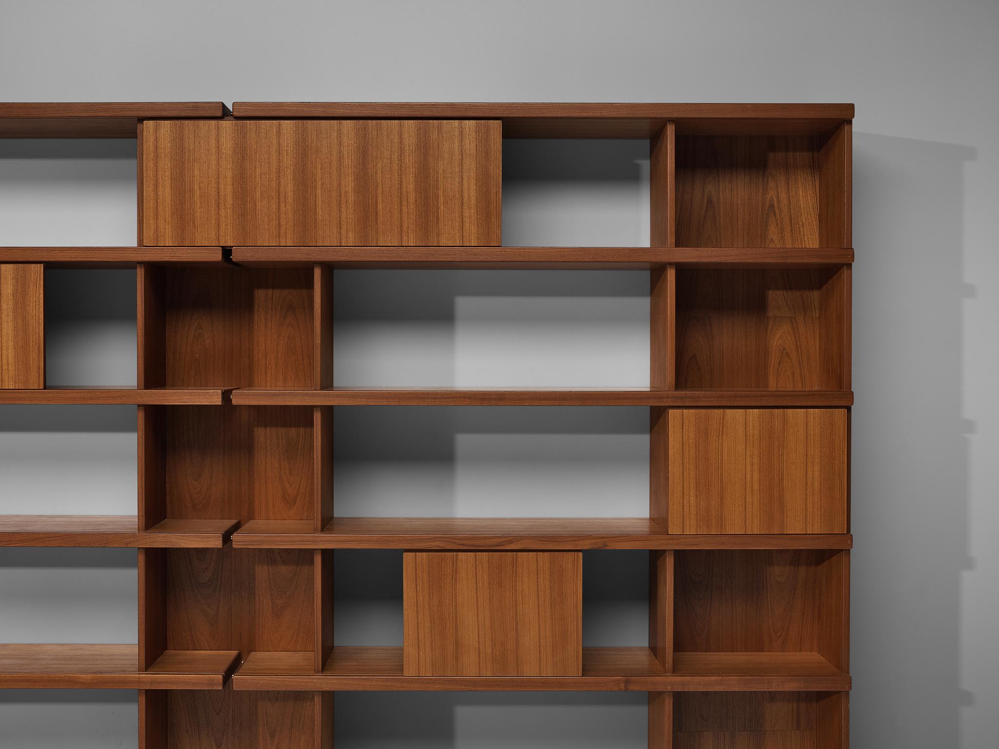 Ilmari Tapiovaara for La Permanente Mobili Cantù Bookcase in Teak and Walnut 2