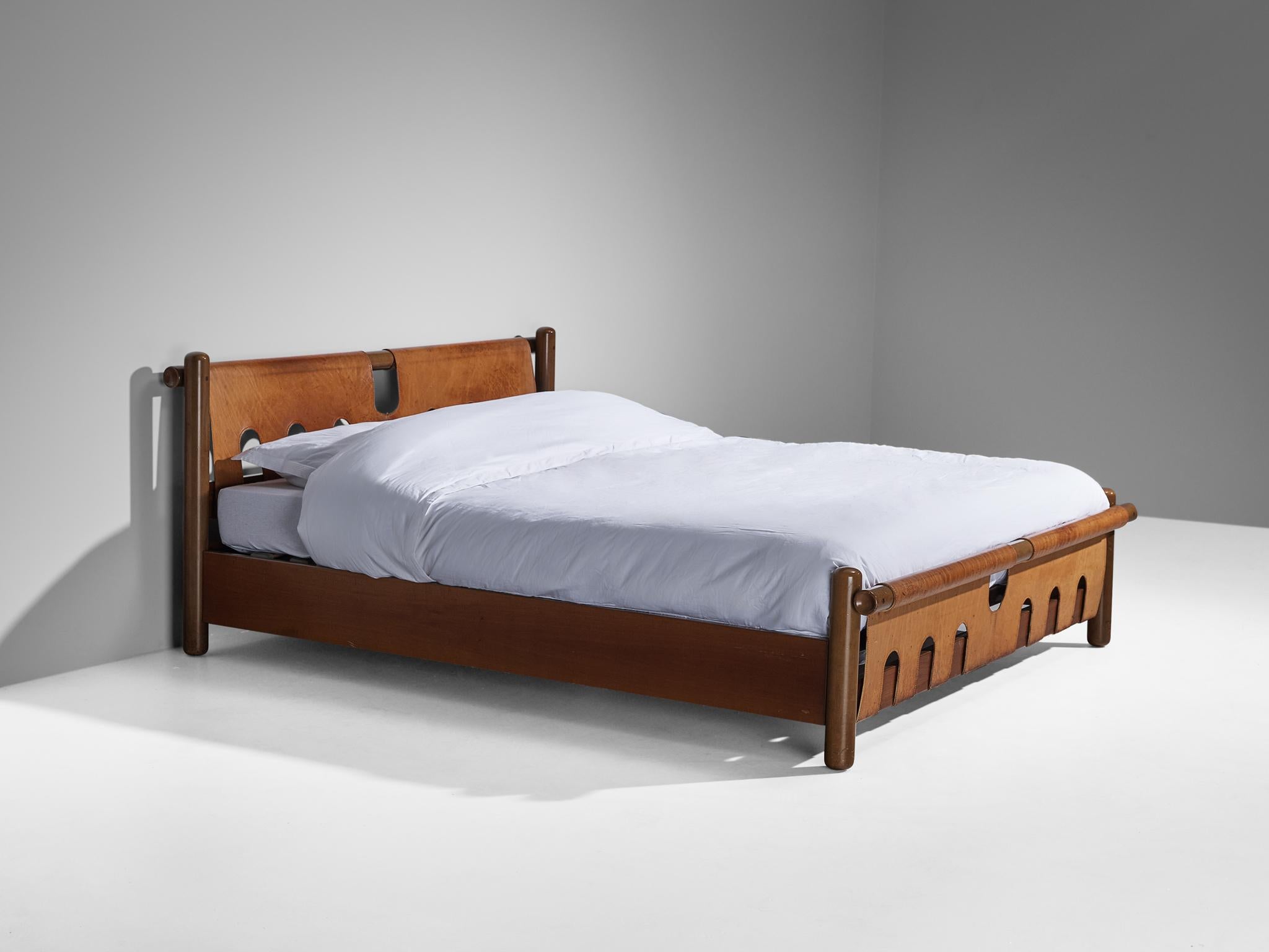 Ilmari Tapiovaara for La Permanente Mobili Cantù King Bed in Walnut 1