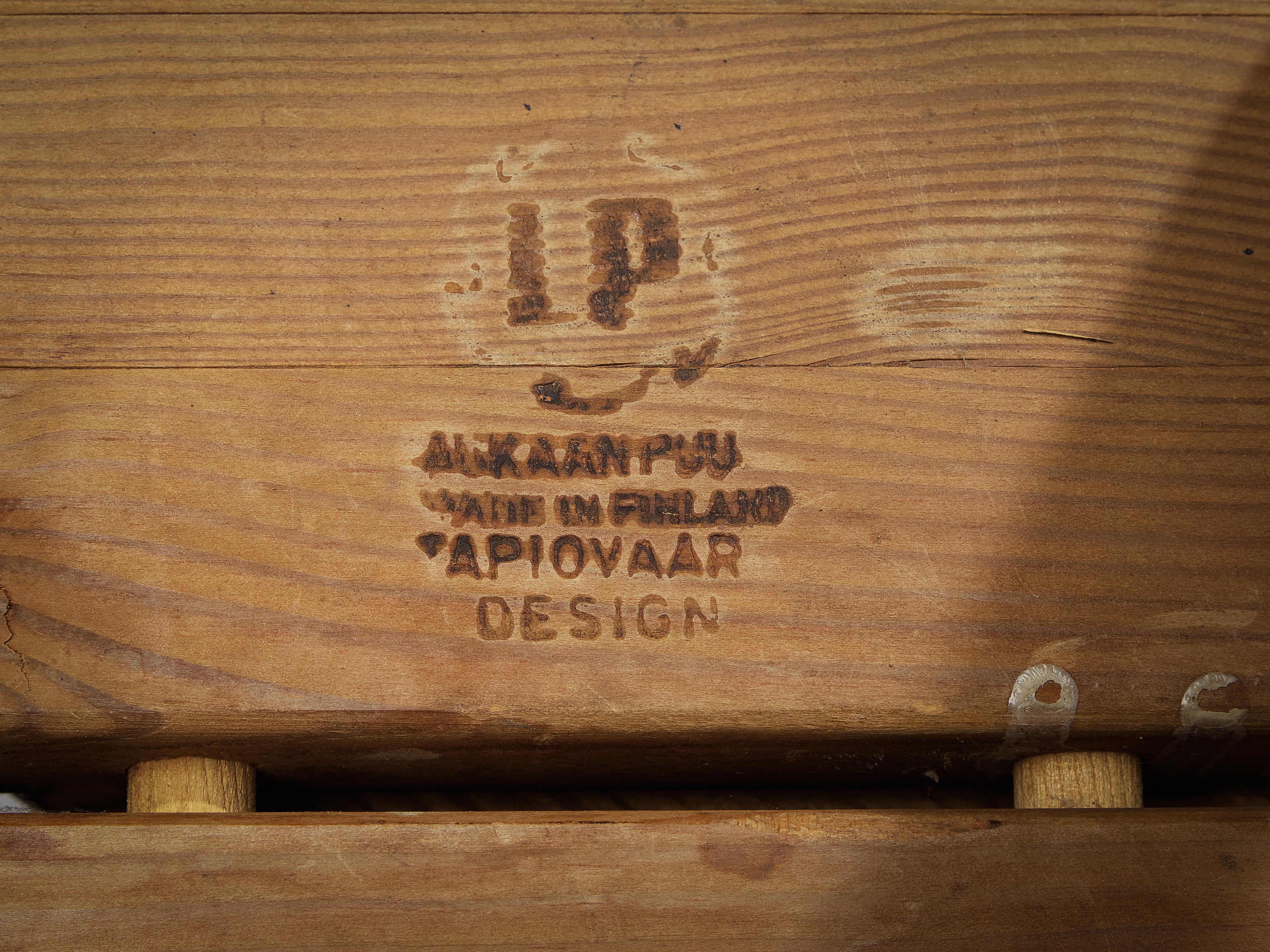 Ensemble de quatre chaises Pirkka de Ilmari Tapiovaara pour Laukaan Puu en vente 4