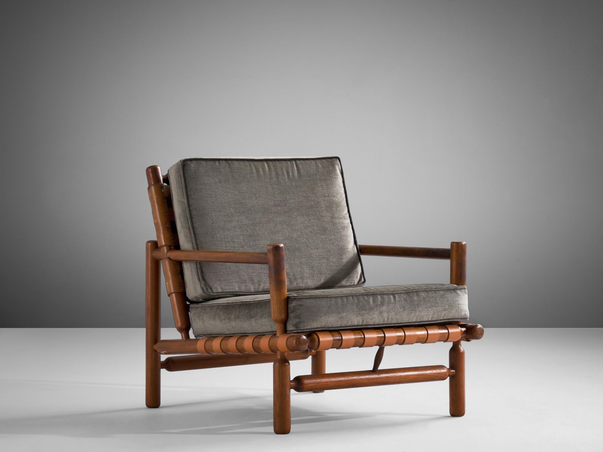 Mid-20th Century Ilmari Tapiovaara Lounge Chair in Teak