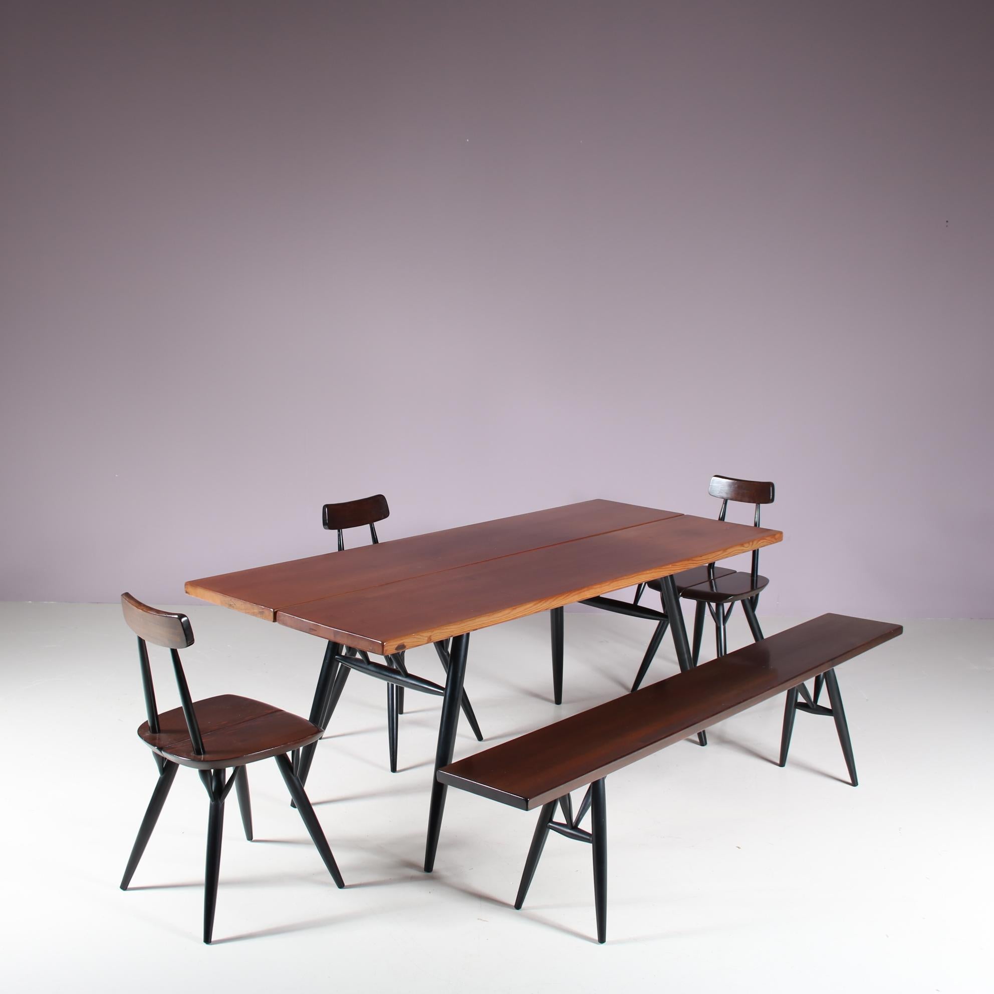 Lacquered Ilmari Tapiovaara “Pirkka” Dining Set for Laukaan Puu, Finland 1950 For Sale