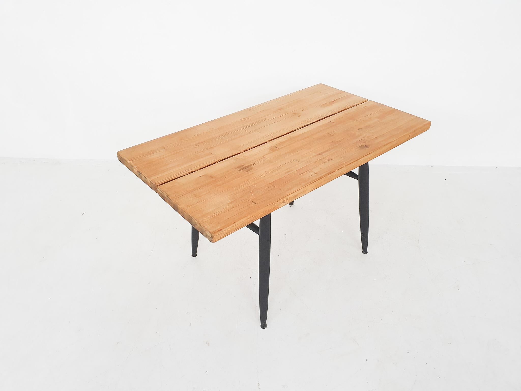 Mid-20th Century Ilmari Tapiovaara Pirkka Dining Table for Laukaan Puu Finnland, 1955