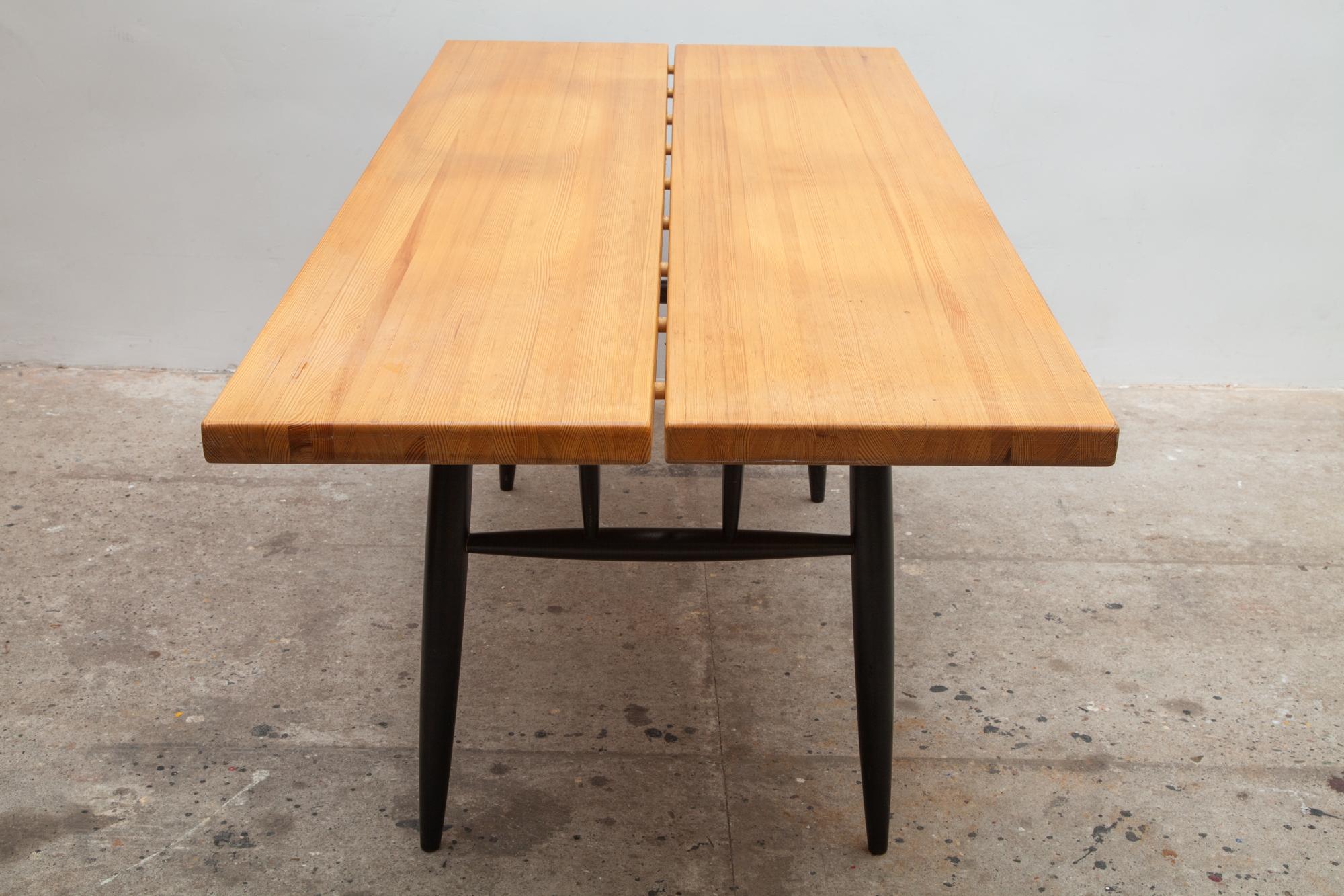 Scandinavian Modern Ilmari Tapiovaara, ‘Pirkka’ Solid Pine Dining Table, 1955 Finland