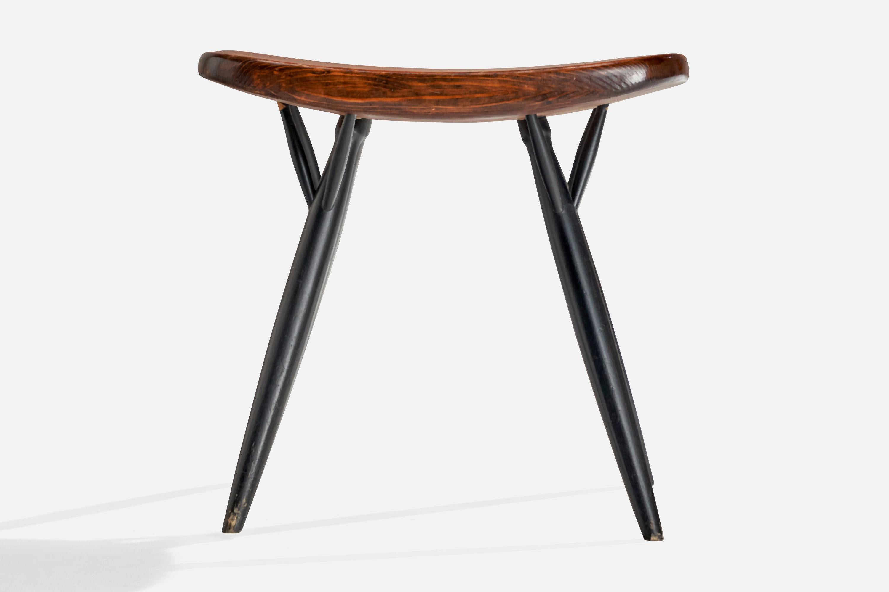 Ilmari Tapiovaara, Pirrka Stool, Pine, Finland, 1950s In Fair Condition For Sale In High Point, NC