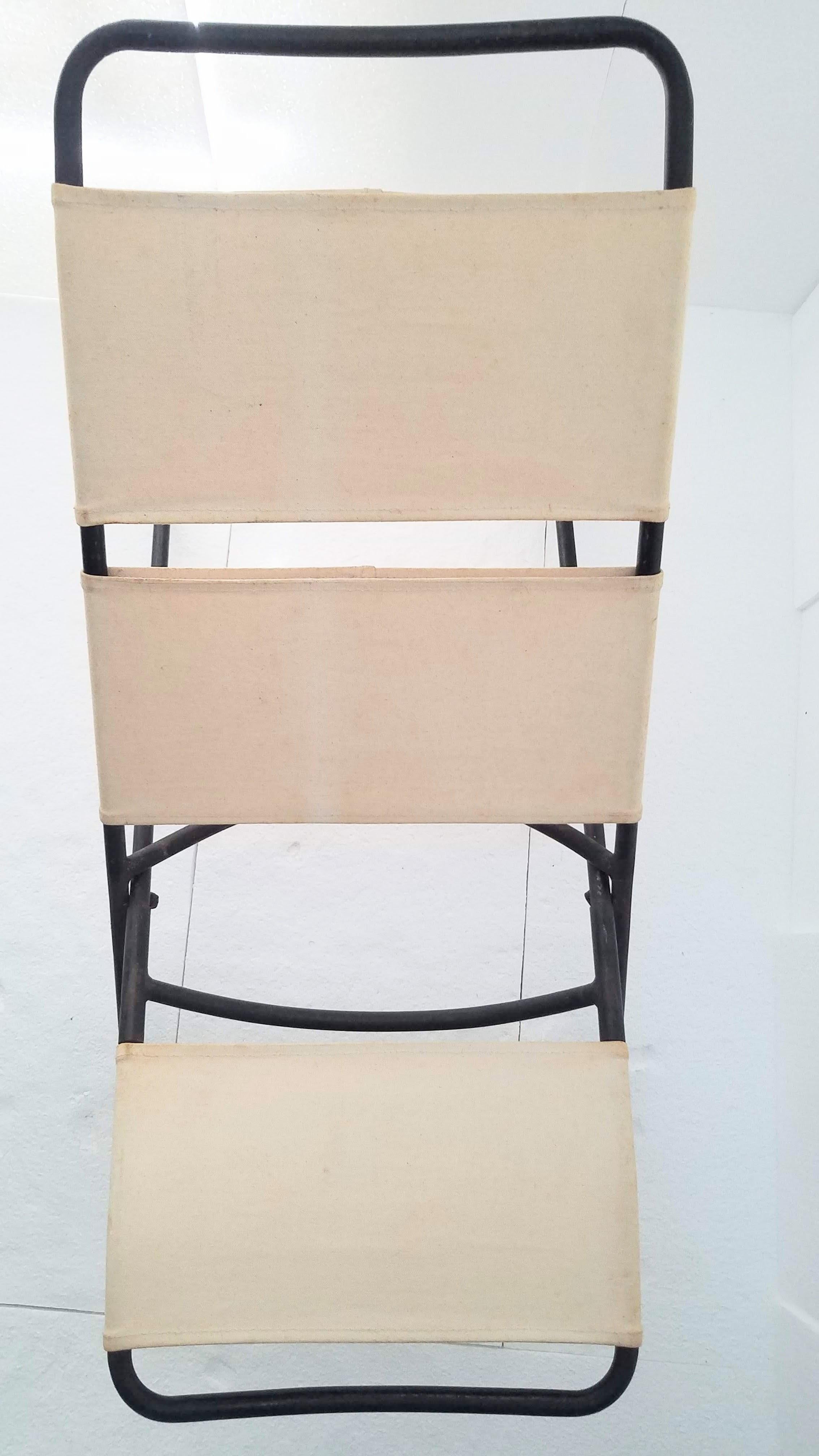 Ilmari Tapiovaara Prototyp eines klappbaren Stuhls aus Kongo, Finnland 1954 (Mitte des 20. Jahrhunderts) im Angebot