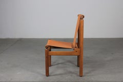 Ilmari Tapiovaara Conjunto de ocho sillas de comedor by Permanente Mobili Cantù Años 50