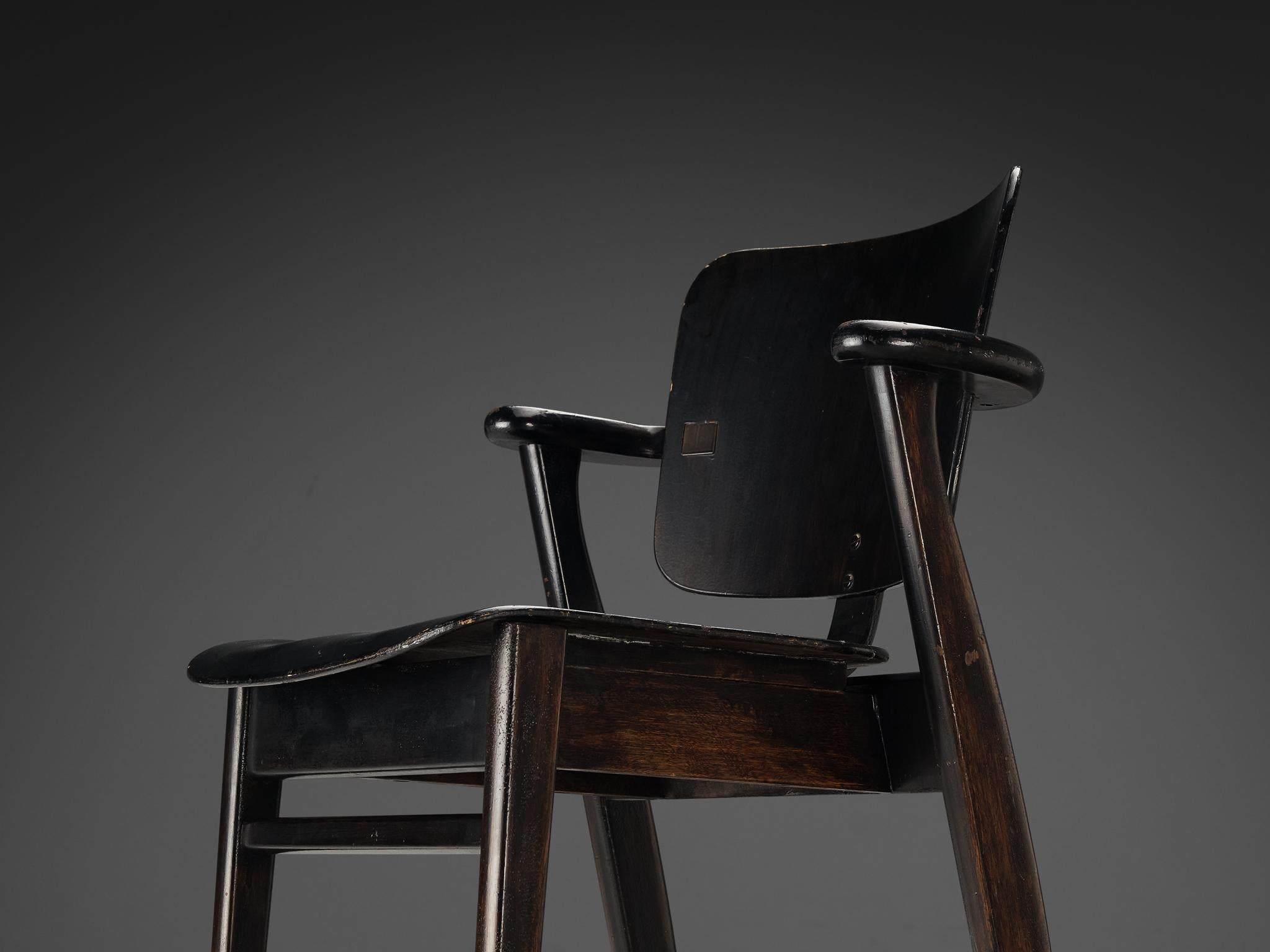 Ilmari Tapiovaara Set of Four ‘Domus’ Dining Chairs in Black Stained Teak  In Good Condition For Sale In Waalwijk, NL