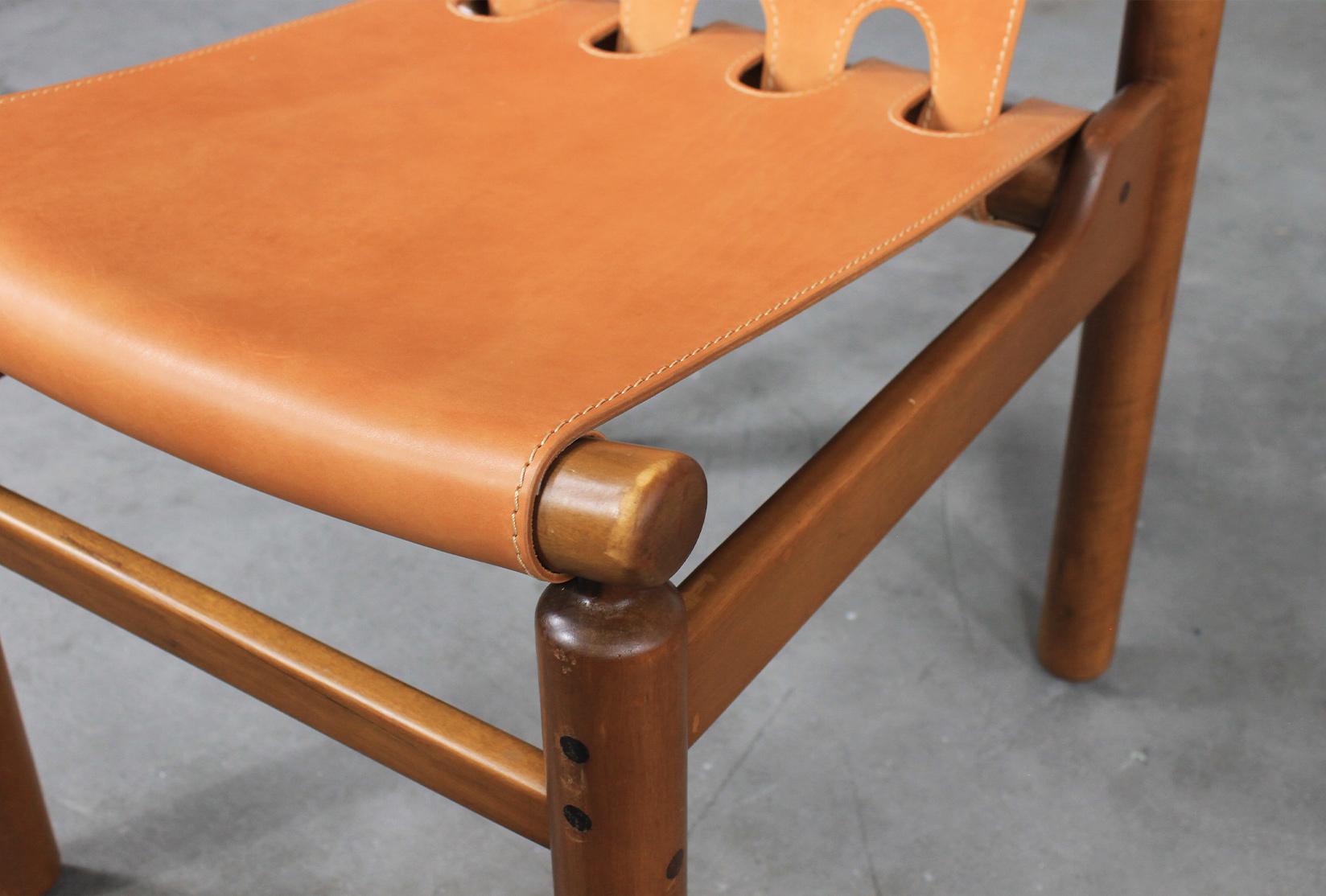 Ilmari Tapiovaara Set of Six Dining Chairs in Leather by Permanente Mobili Cantù 7