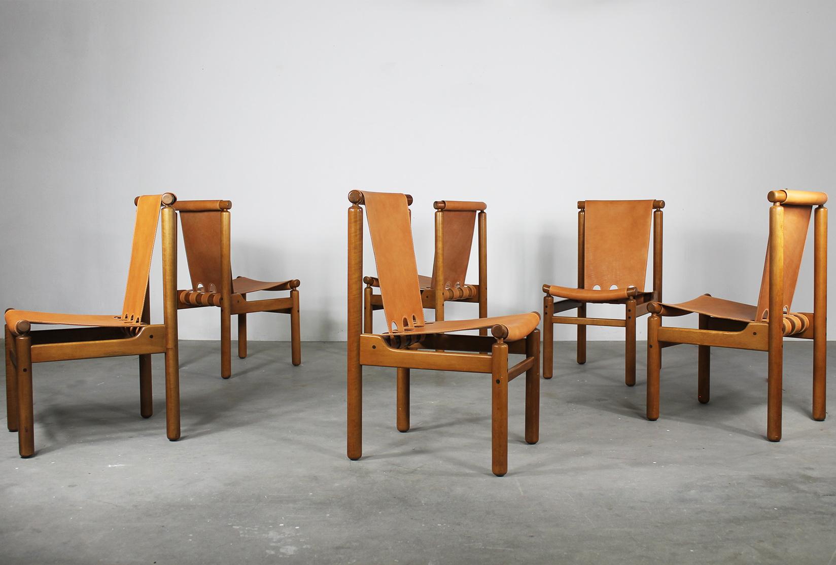 Mid-Century Modern Ilmari Tapiovaara Set of Six Dining Chairs in Leather by Permanente Mobili Cantù