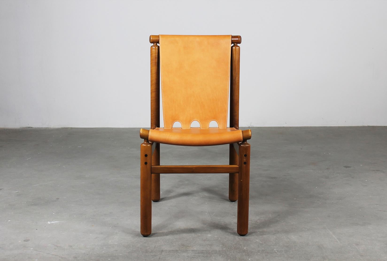 Other Ilmari Tapiovaara Set of Six Dining Chairs in Leather by Permanente Mobili Cantù