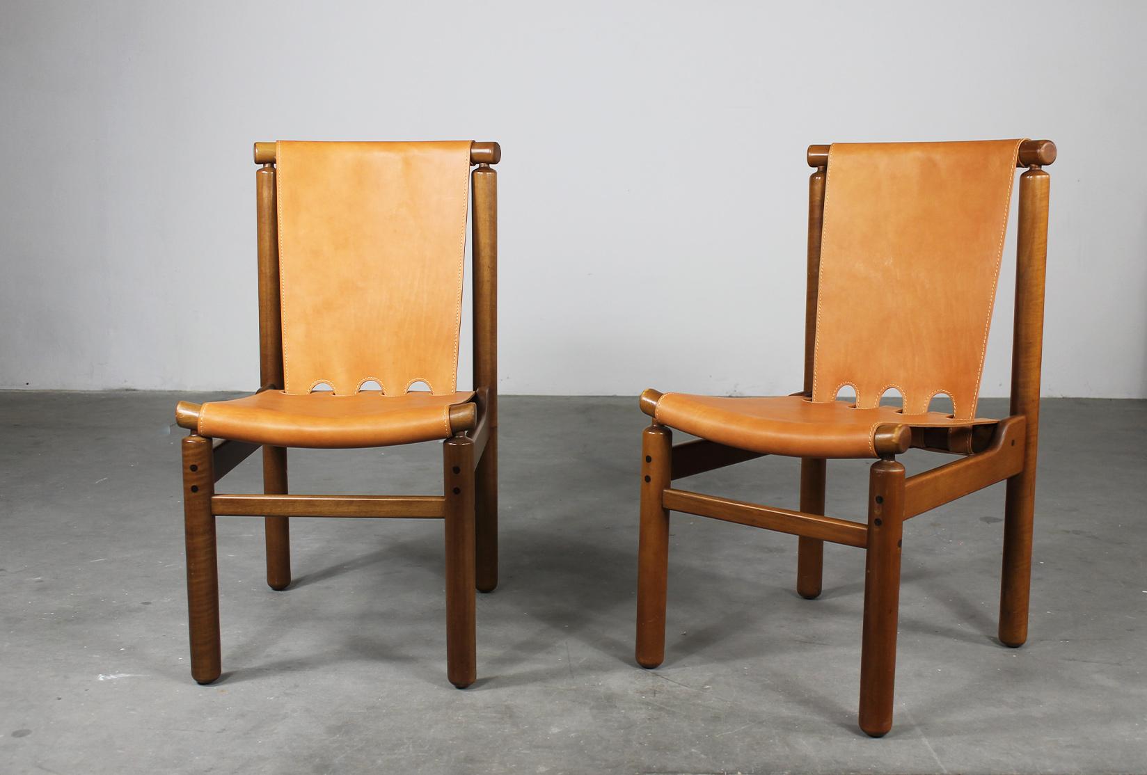 Ilmari Tapiovaara Set of Six Dining Chairs in Leather by Permanente Mobili Cantù 2