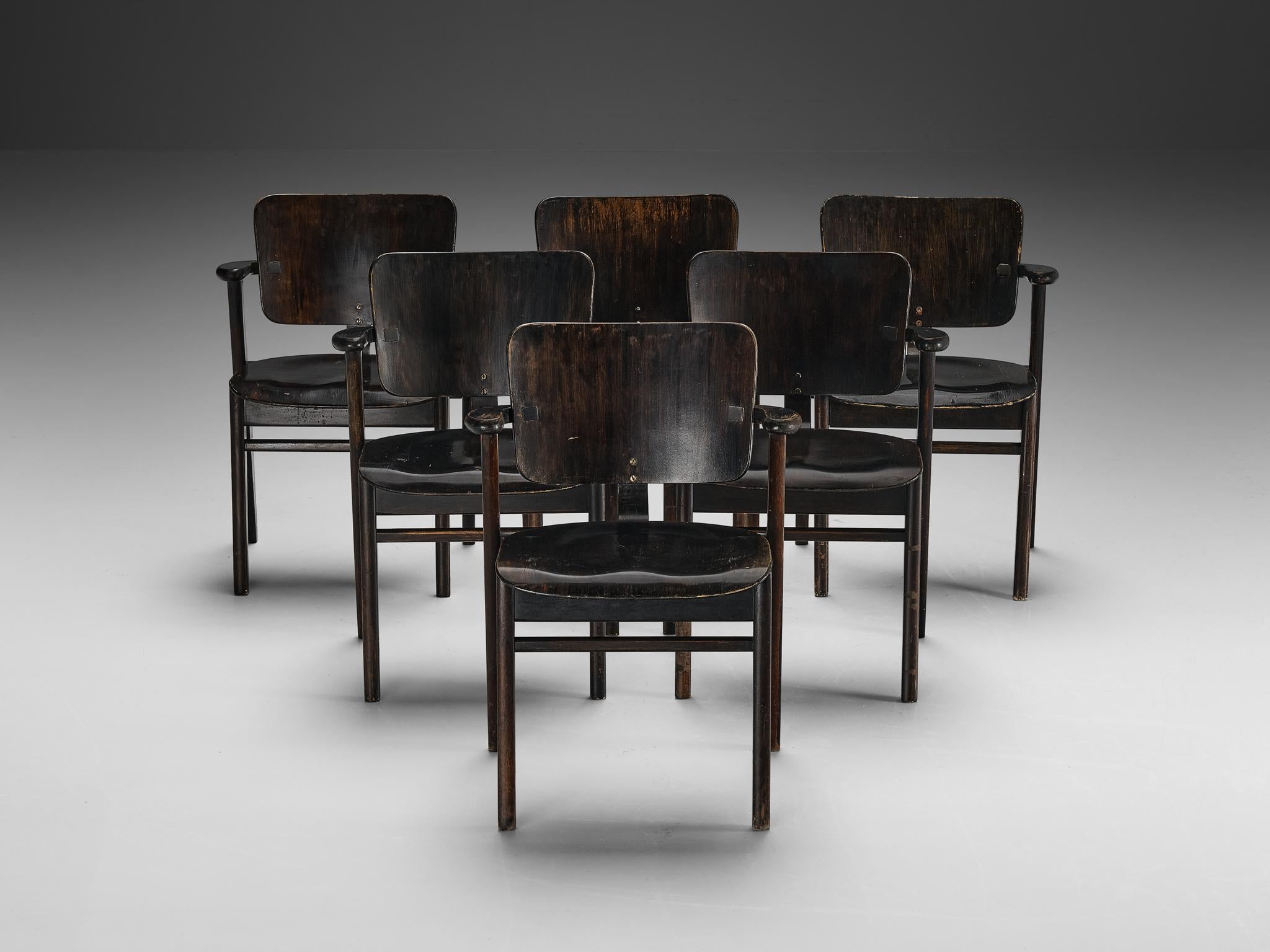 Ilmari Tapiovaara Ensemble de six chaises de salle à manger 'Domus' en teck teinté noir  Bon état - En vente à Waalwijk, NL