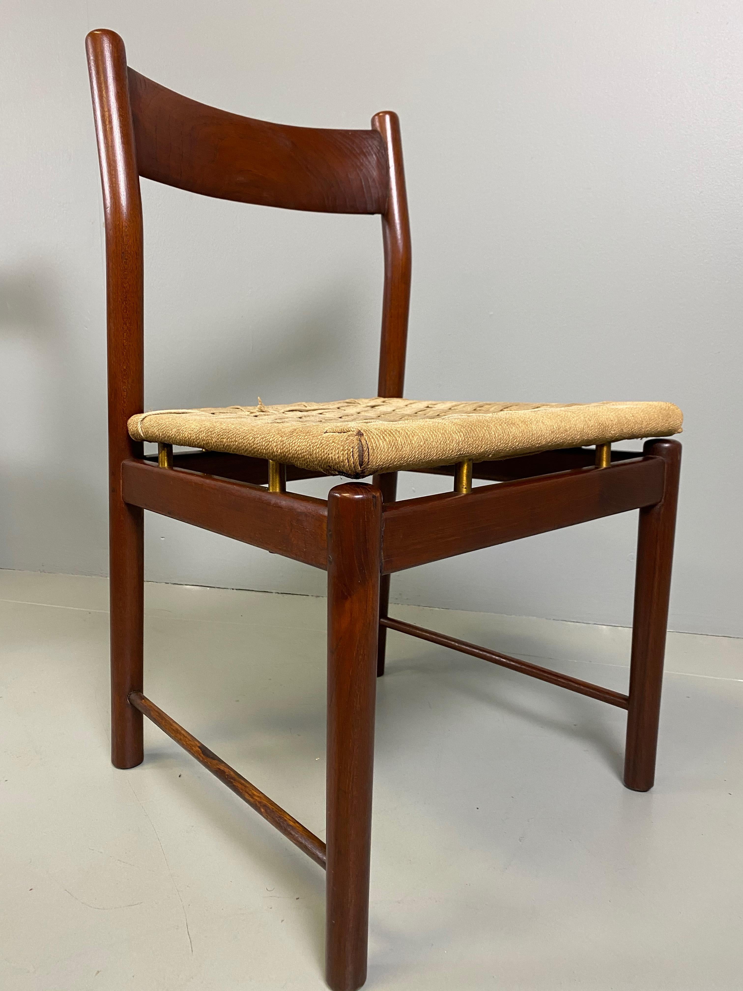 Ilmari Tapiovaara Six Chairs Solid Teak for La Permanente Cantù, 1960s For Sale 7