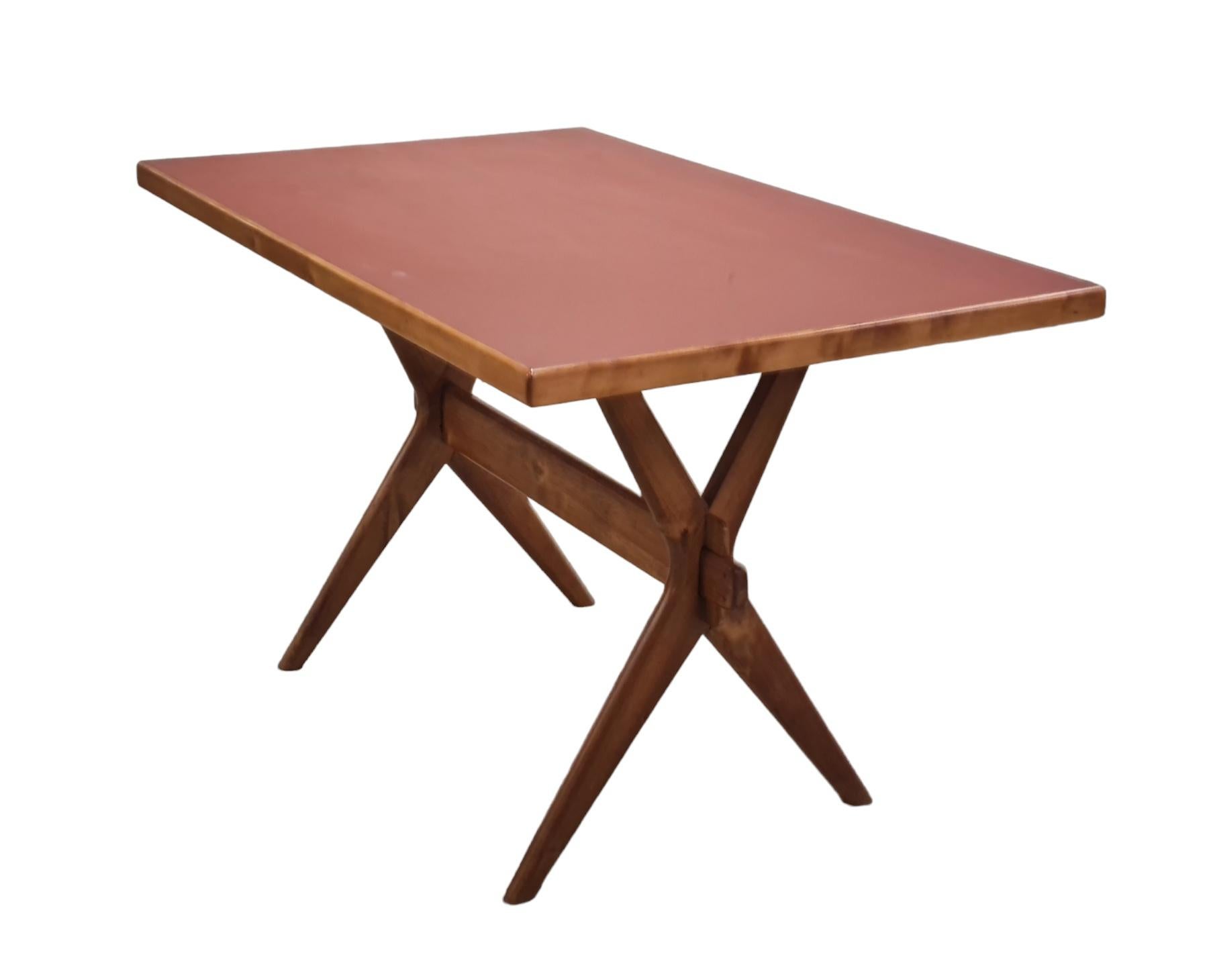 An early and unusual x-leg table by Tapiovaara that rare especially with this colour linoleum. The table is in good vintage condition with beautiful patina. Also, this table can be easily dismanteled.

Yrjö Ilmari Tapiovaara(1914-1999) was an