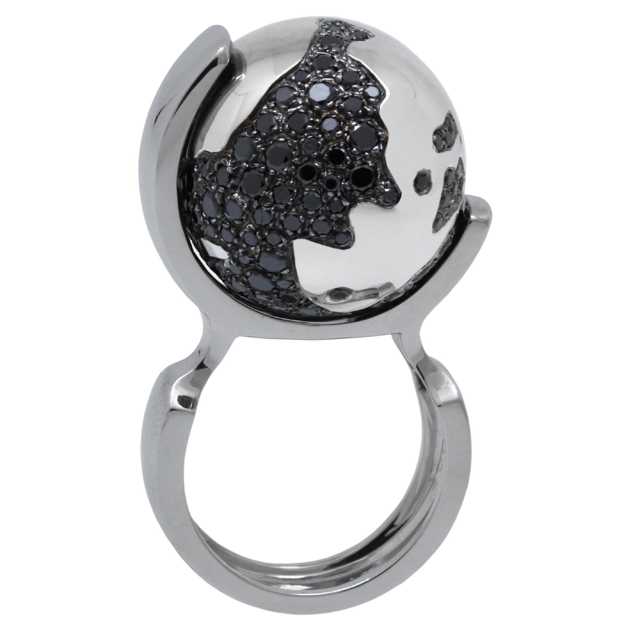 En vente :  Ilona Orel, bague cinétique mondialement connue, en or blanc 18 carats et diamants noirs