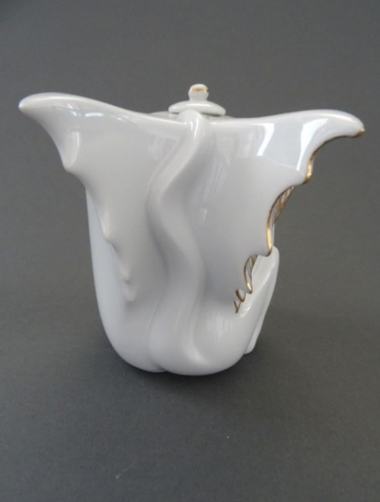 Dragon Teapot, 2012. Porcelain, h 10 cm - Sculpture by Ilona Romule