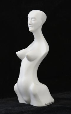 La figure de la femme. I  Porcelaine, h 17, 5 cm, 2013,