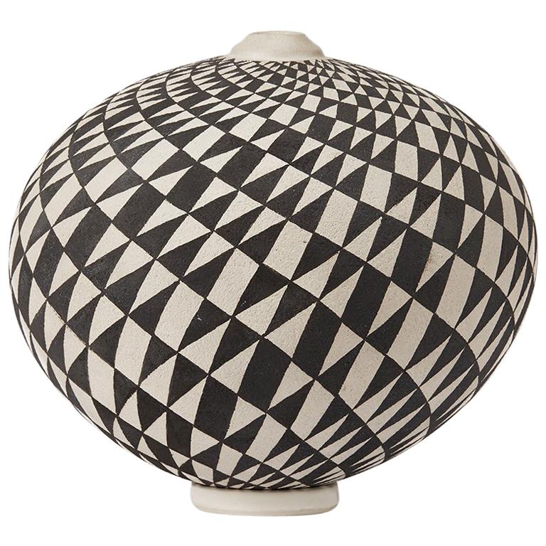 Ilona Sulikova Raku Fired Monochrome Geometric Studio Pottery Vase, 20th Century