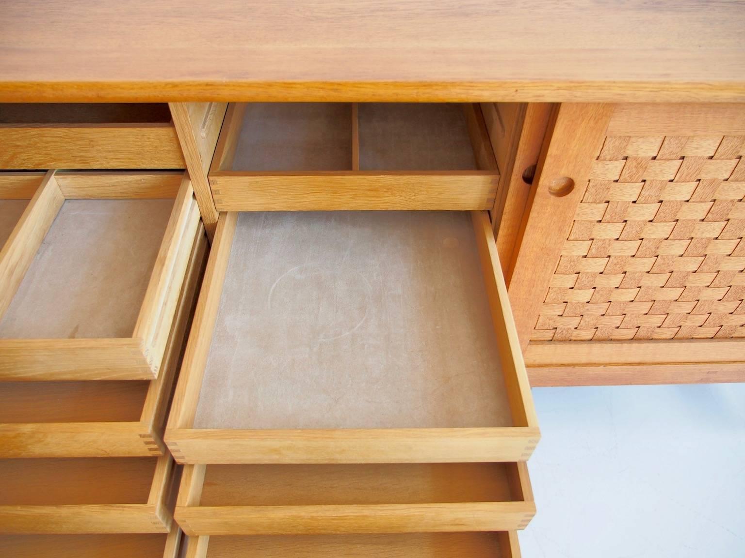 Ilse Rix Oak Sideboard by Uldum with Woven Sliding Doors In Good Condition In Madrid, ES