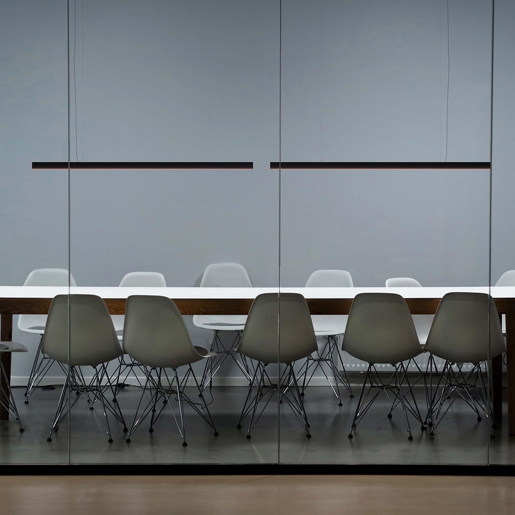Zirkol – L is a family of linear suspension lamps suitable for general and decorative lighting. Anodized aluminium body and opal screen to a homogeneous lighting. CRI > 90 Light emission can be direct light and double light emission with high flux