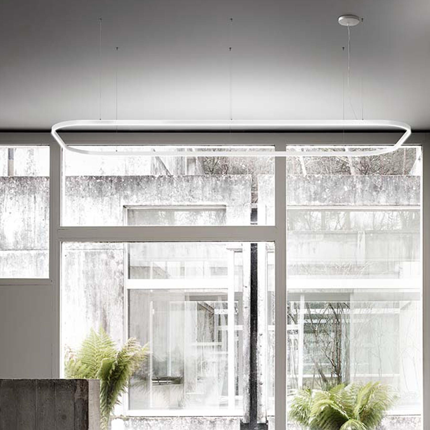 Zirkol - S is a family of polygonal suspension lamps suitable for general and decorative lighting. Anodized aluminium body and opal screen for a homogeneous lighting. Available as single direct light emission version or with double light emission