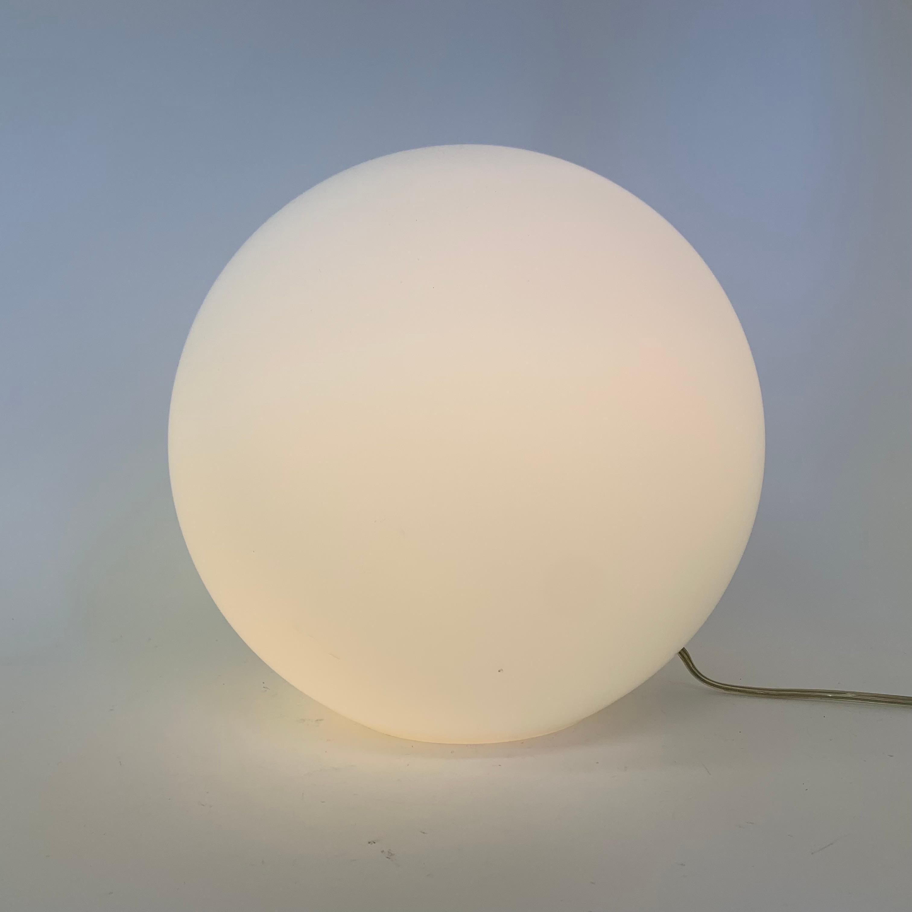 Globe lamp minimalistic design.