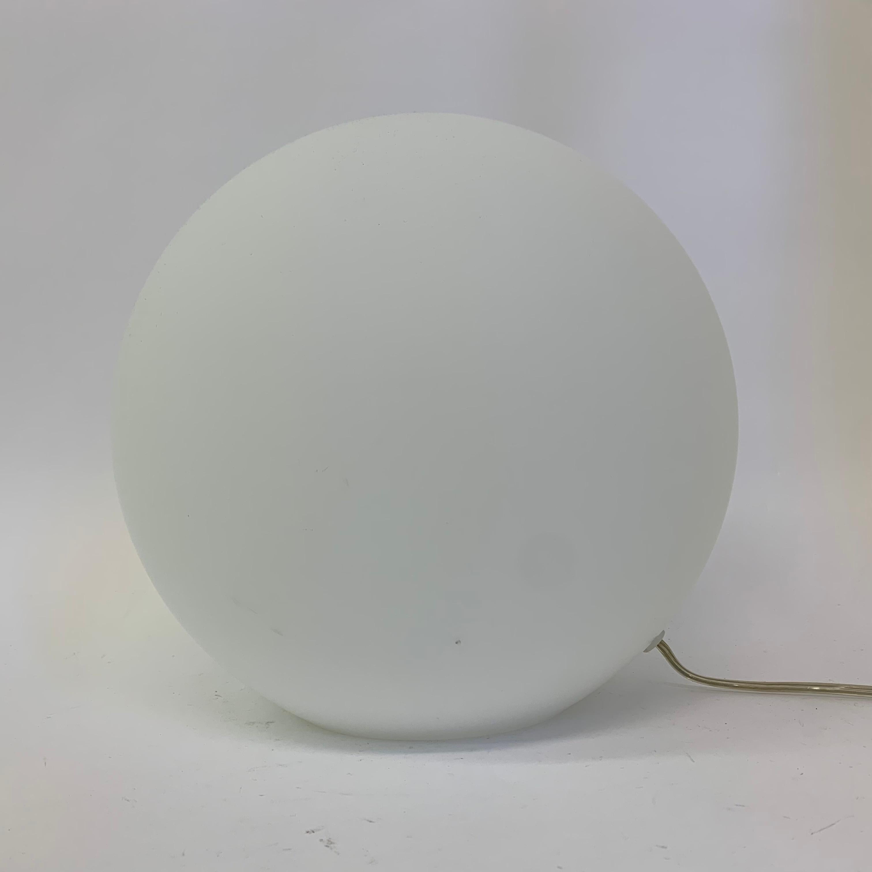 Ilu Design Globe Table Lamp, 1990s 4