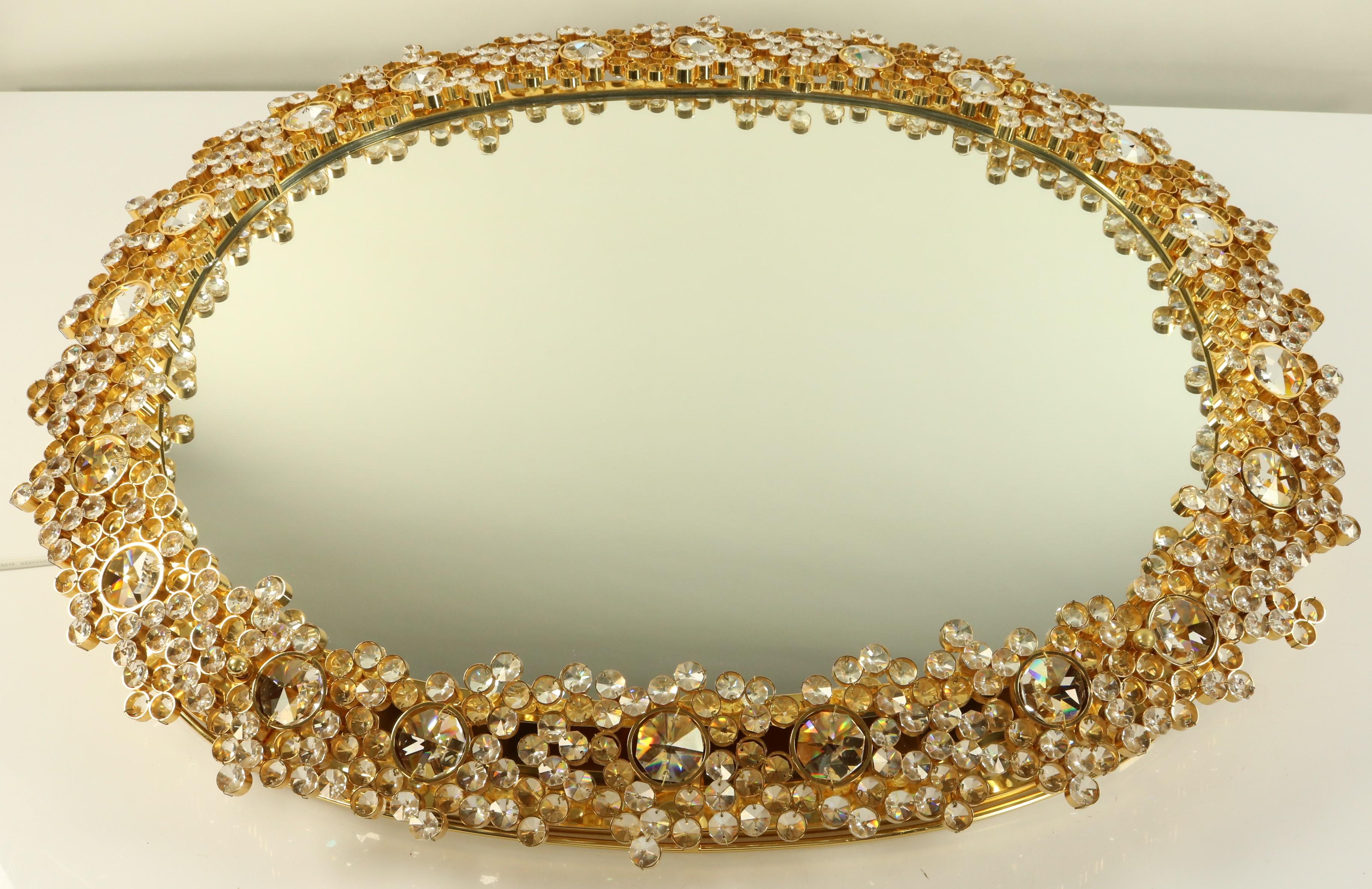 Iluminated Palwa Mirror Faceted Glass Diamonds in Gilded Brass, 1960s Vintage (Mitte des 20. Jahrhunderts) im Angebot
