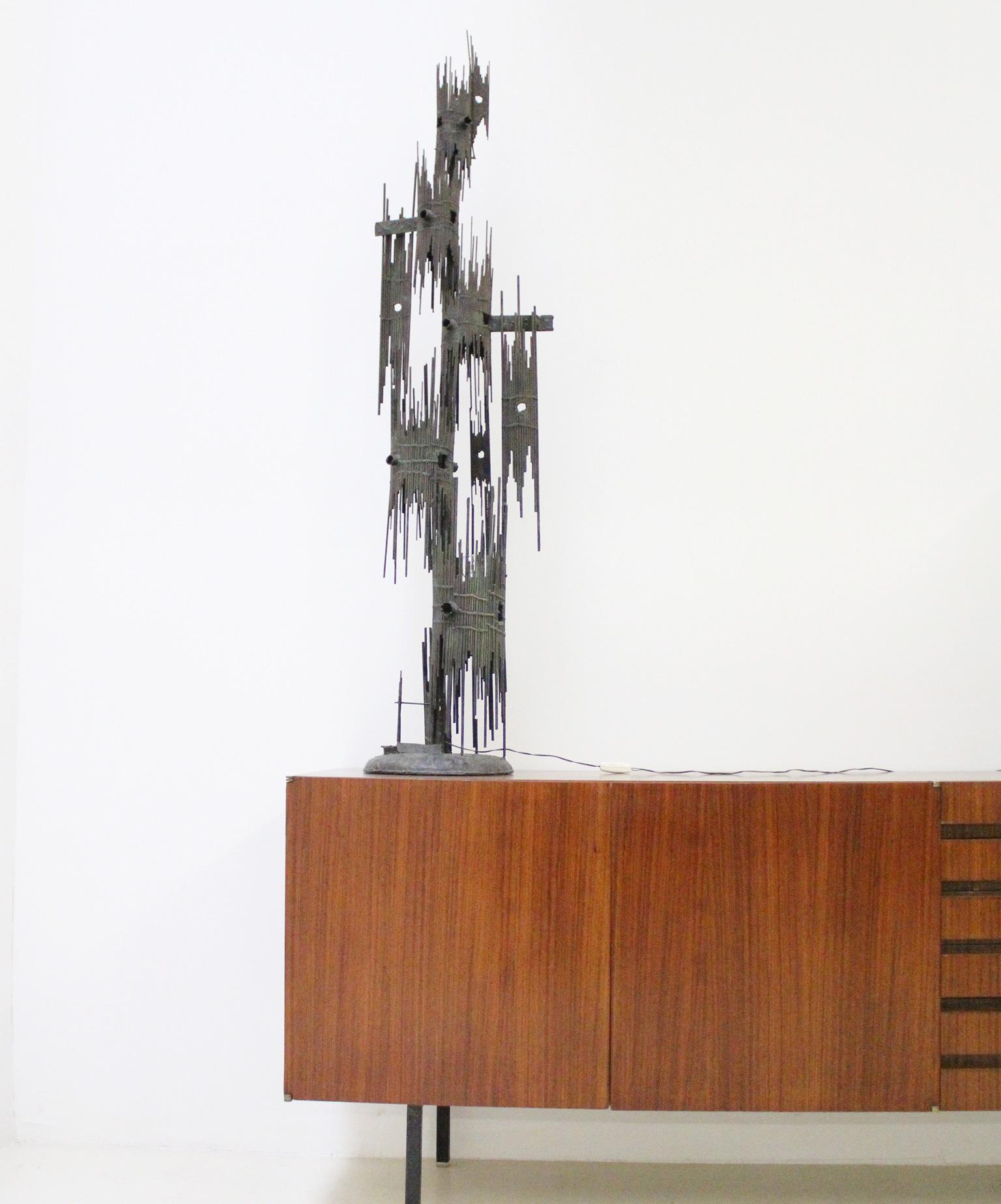 Mid-Century Modern Iluminated Sculpture by Di Giovanni, Italy, 1960's For Sale