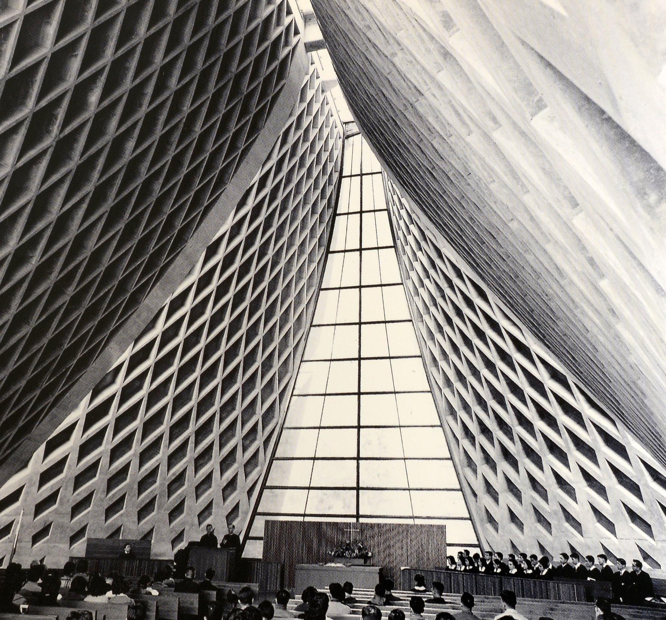 I.M. Pei: Complete Works by Philip Jodidio and Janet Adams Strong 8