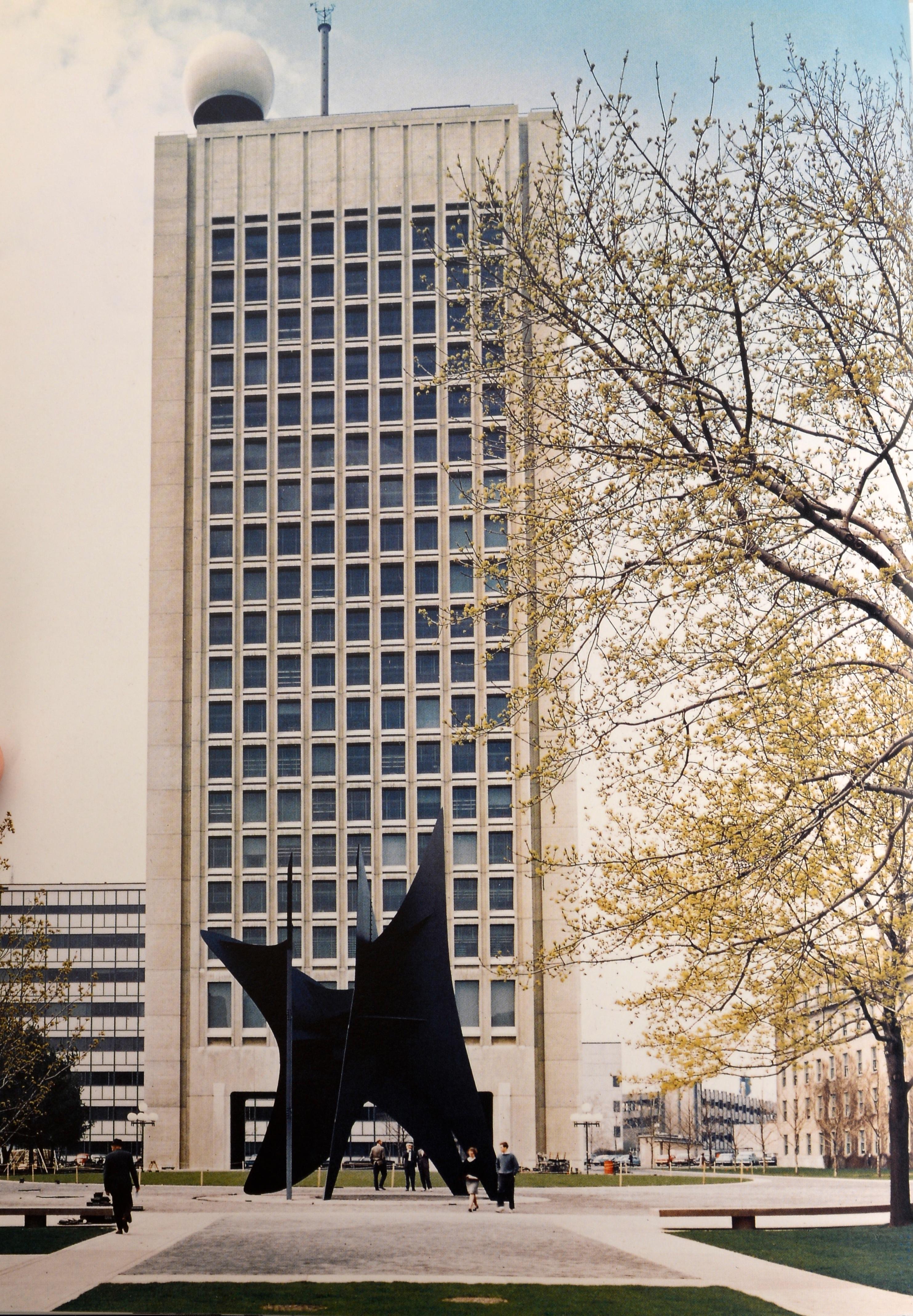 I.M. Pei: Complete Works by Philip Jodidio and Janet Adams Strong 11