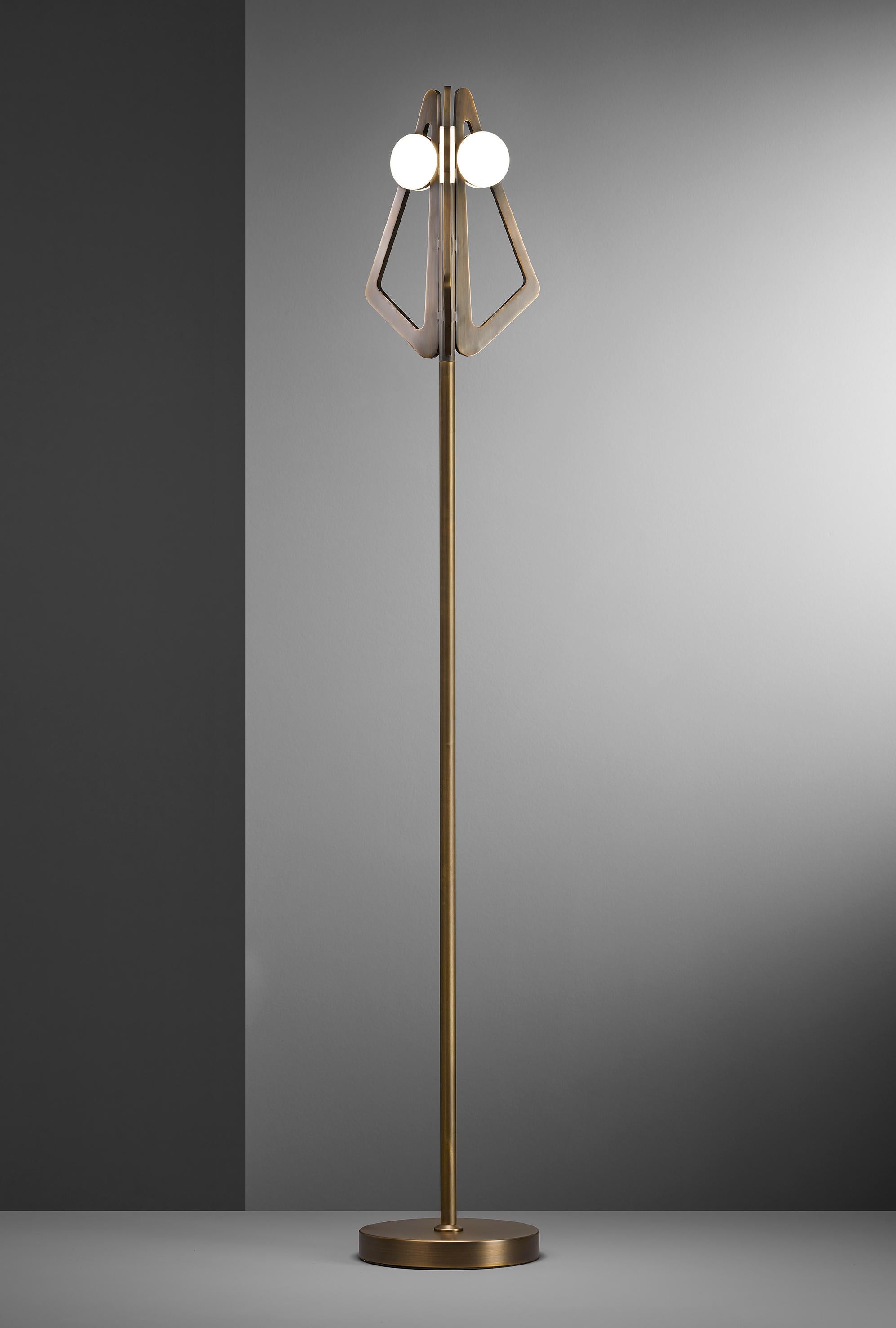 Imagin Truss Floor Lamp in Dark Bronze In New Condition For Sale In Leighton Buzzard, GB
