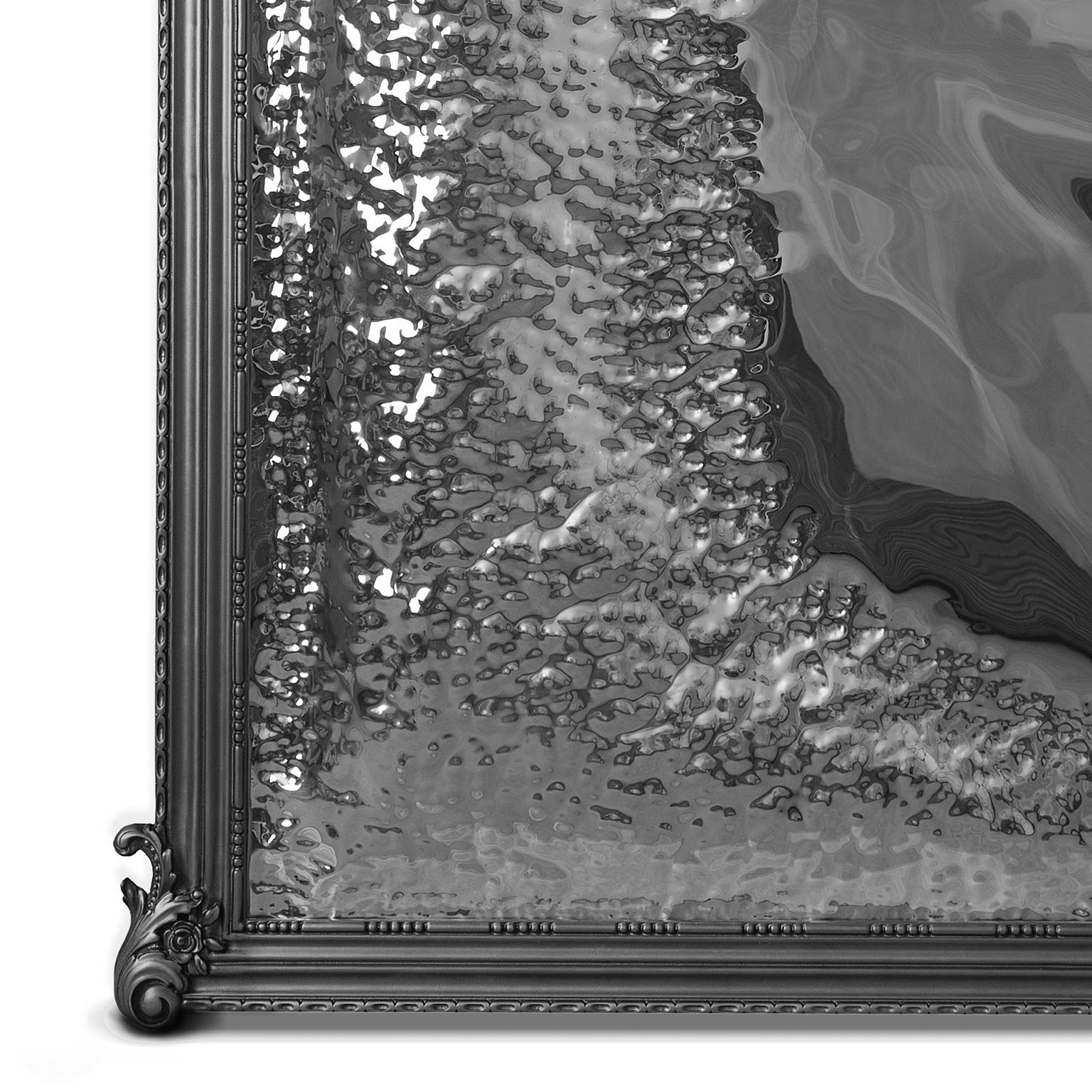 Ferronnerie Miroir de sol Imaginarium noir, bois sculpté classique et acier inoxydable poli en vente