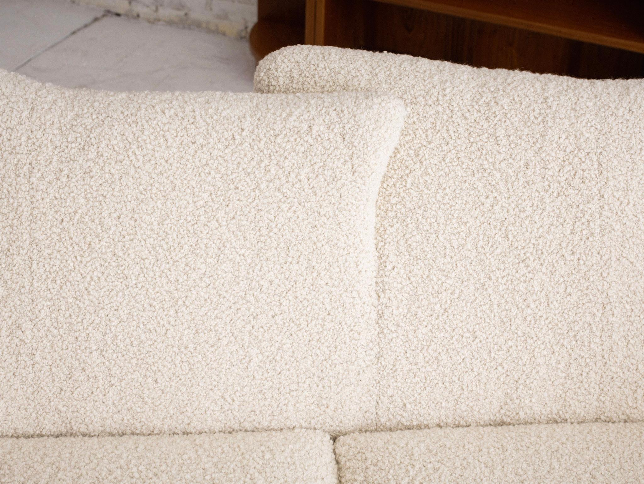 “Imagine Sofa” by Hans Hopfer for Roche Bobois In Excellent Condition In Brooklyn, NY