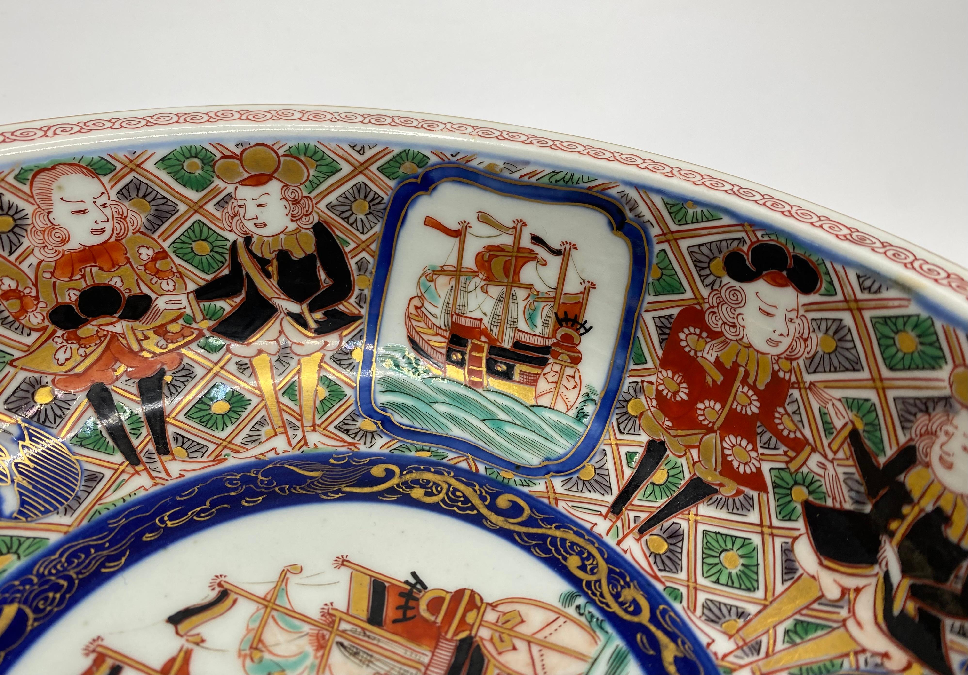 Late 19th Century Imari Black Ship bowl, Japan, c. 1890, Meiji Period. For Sale