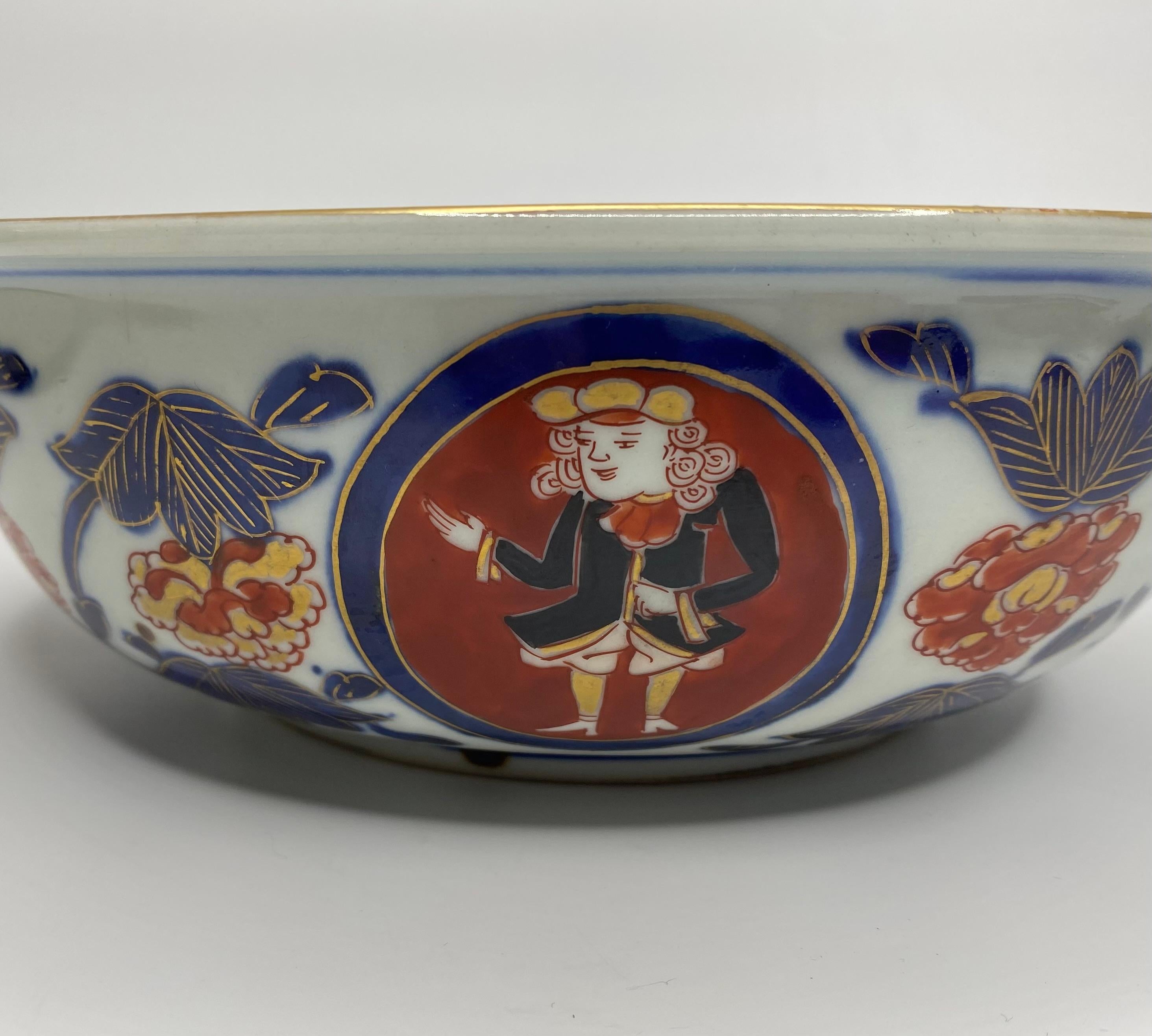 Imari Black Ship bowl, Japan, c. 1890, Meiji Period. For Sale 2