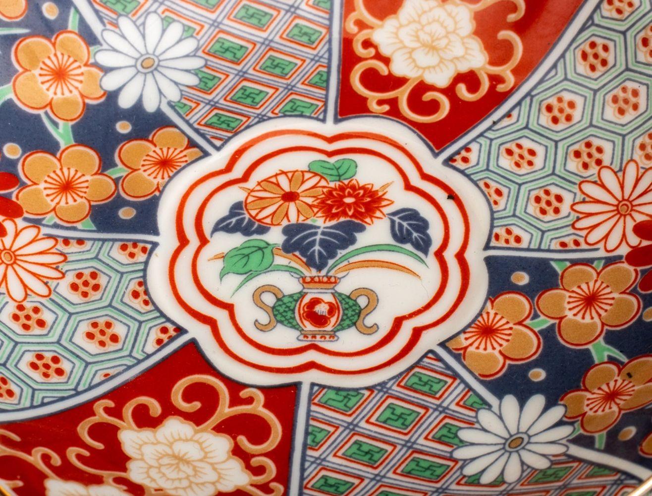 Gilt Imari Fan Arita Porcelain Dinner Service, 26 Pcs. For Sale