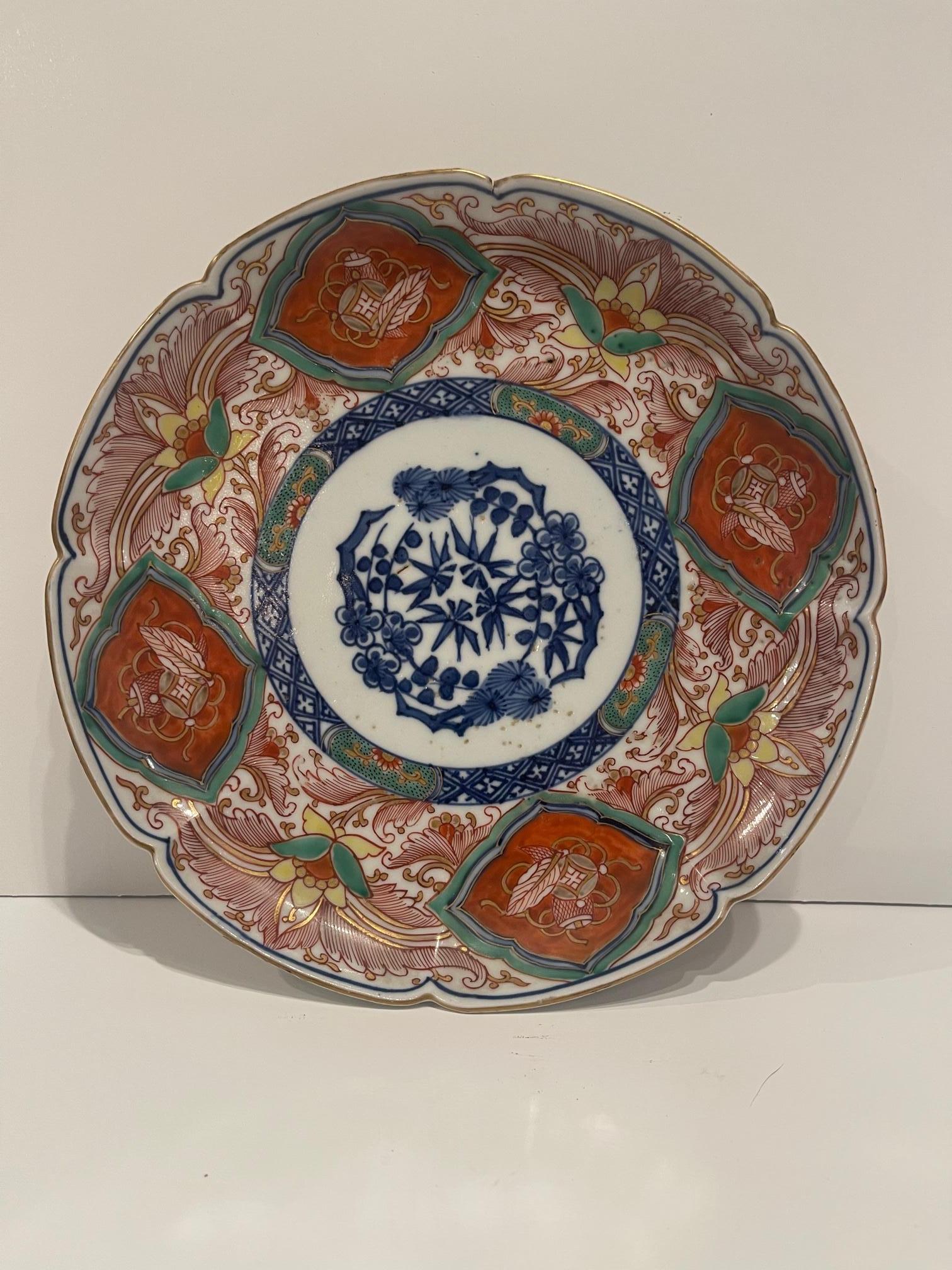Imari Japanese Charger Porcelain Plate, 19th Century For Sale 1