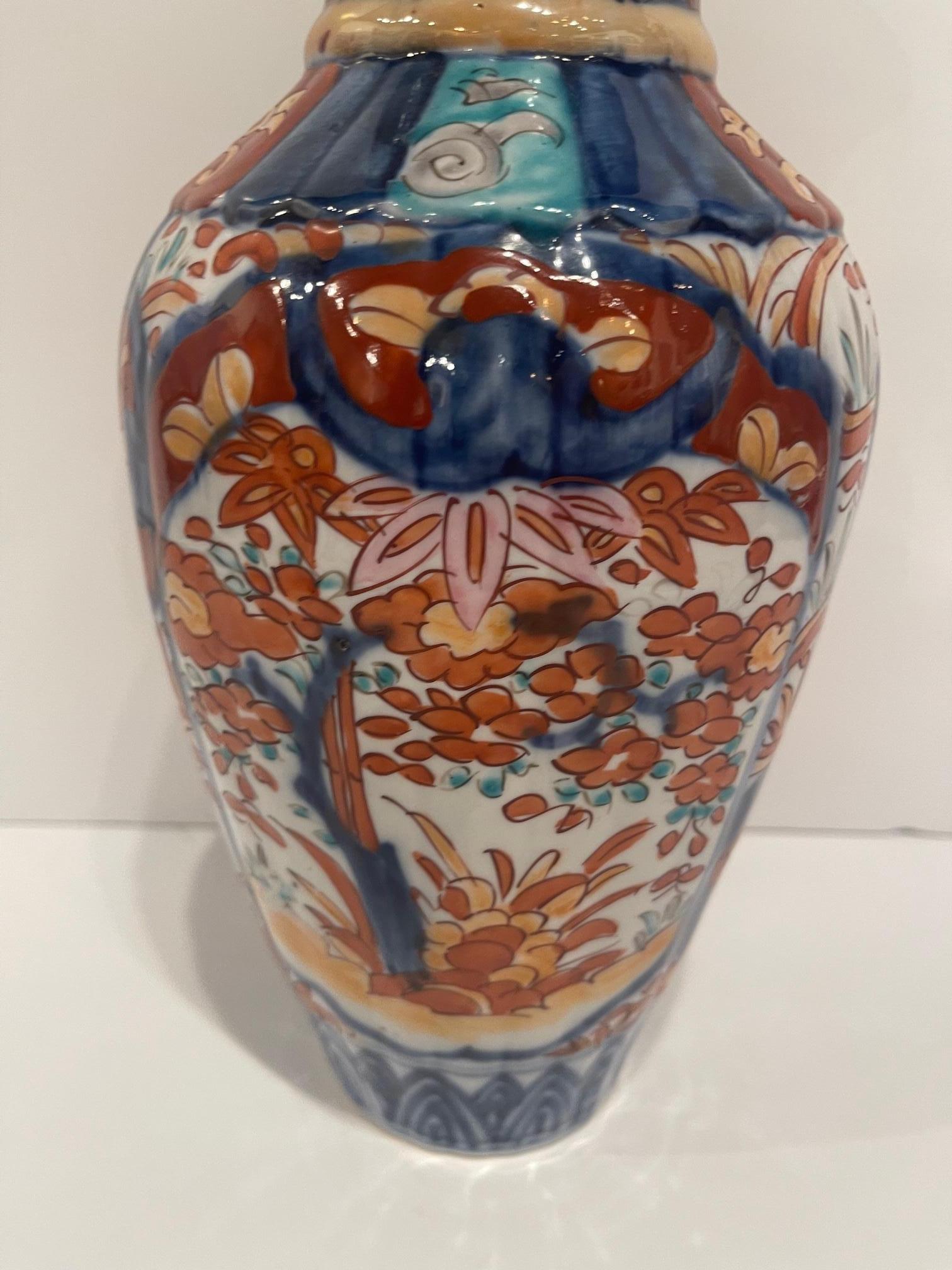 XIXe siècle Vase japonais Imari, 19e siècle en vente