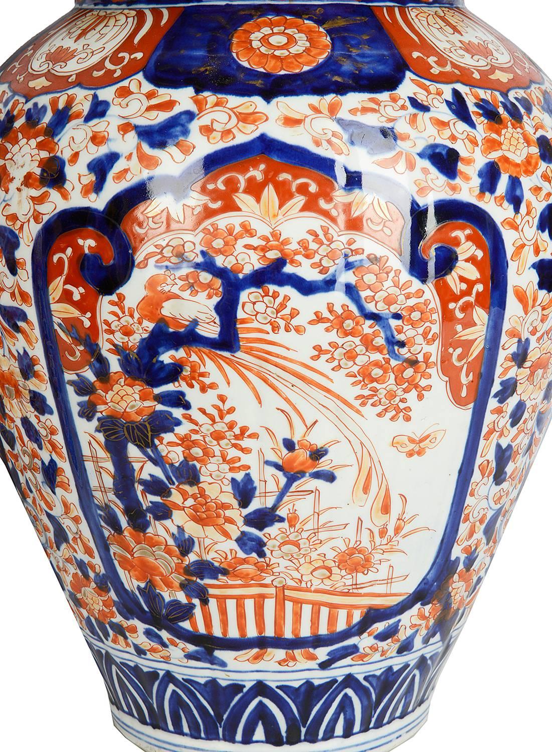 Japanese Imari Lidded Vase, 19th Century