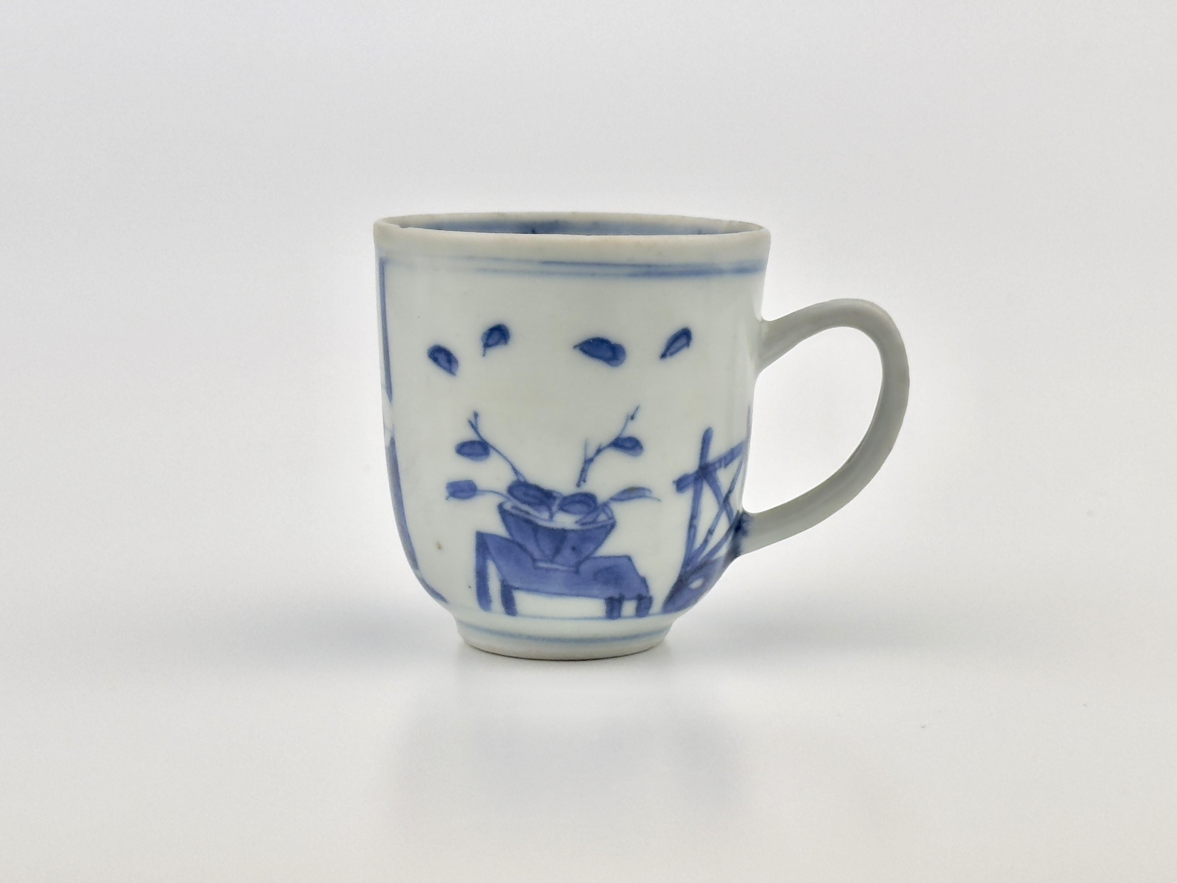 Porcelaine Service à thé bleu et blanc à motif de pavillon Imari v 1725, Dynastie Qing, époque Yongzheng en vente