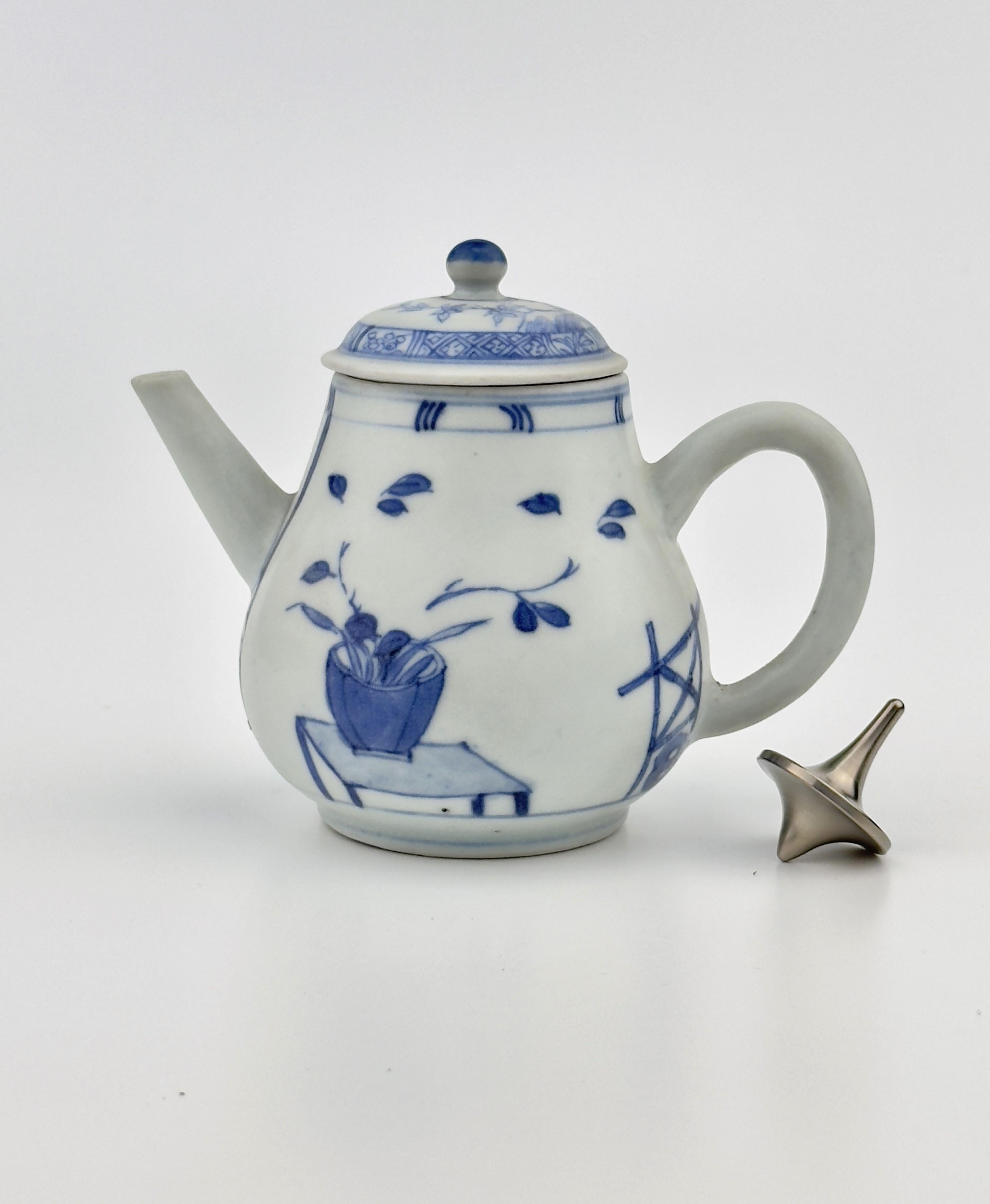 Ceramic 'Imari Pavilion' Pattern Blue And White Teapot C 1725, Qing Dynasty, Yongzheng For Sale