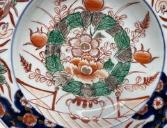 Imari porcelain barbers bowl, Arita, Japan, c. 1700. Edo Period.
