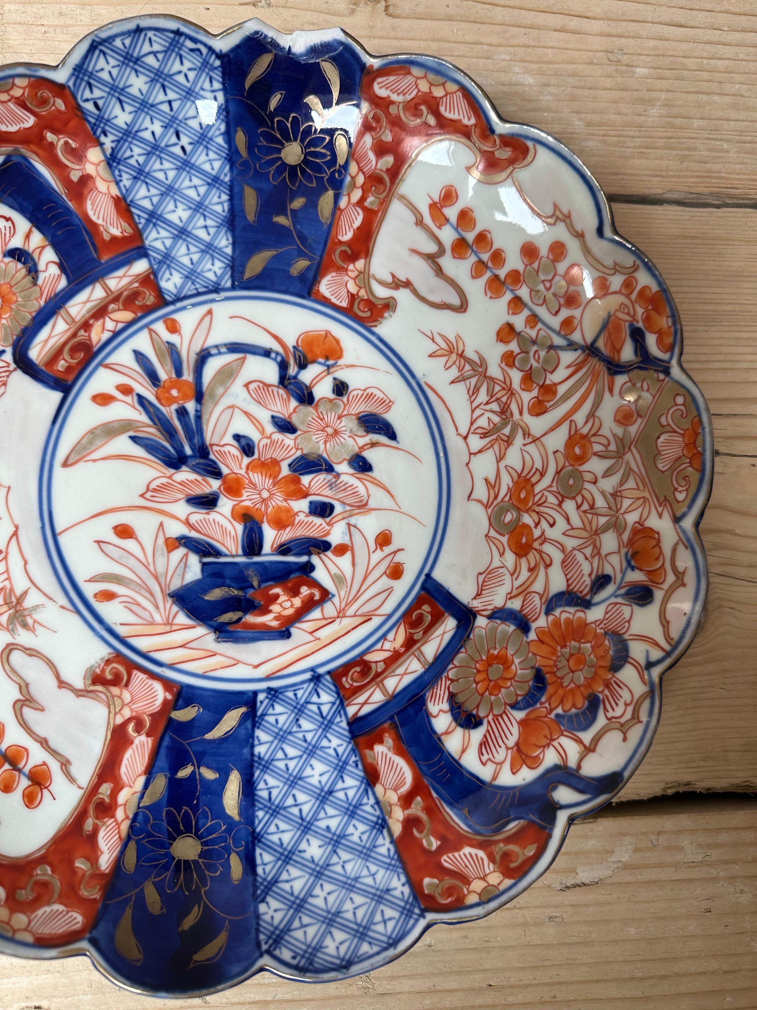 Imari Porcelain Large Plate, Edo Meiji Period, Early 18th Century For Sale 2