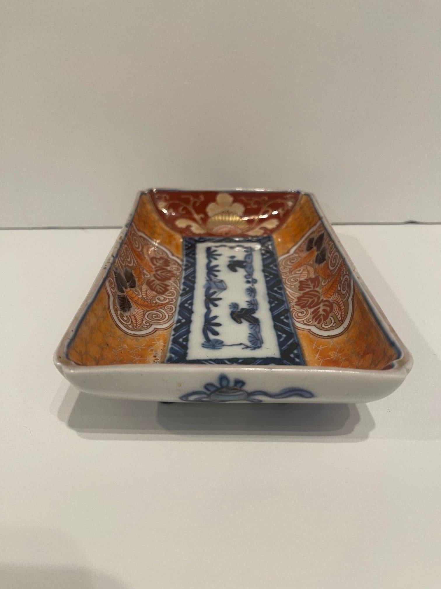 Imari Porcelain Small Oblong Serving Bowl, 19th Century 5