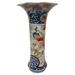 Antique Imari porcelain vase, Arita, Japan, c. 1700, Genroku Period.
