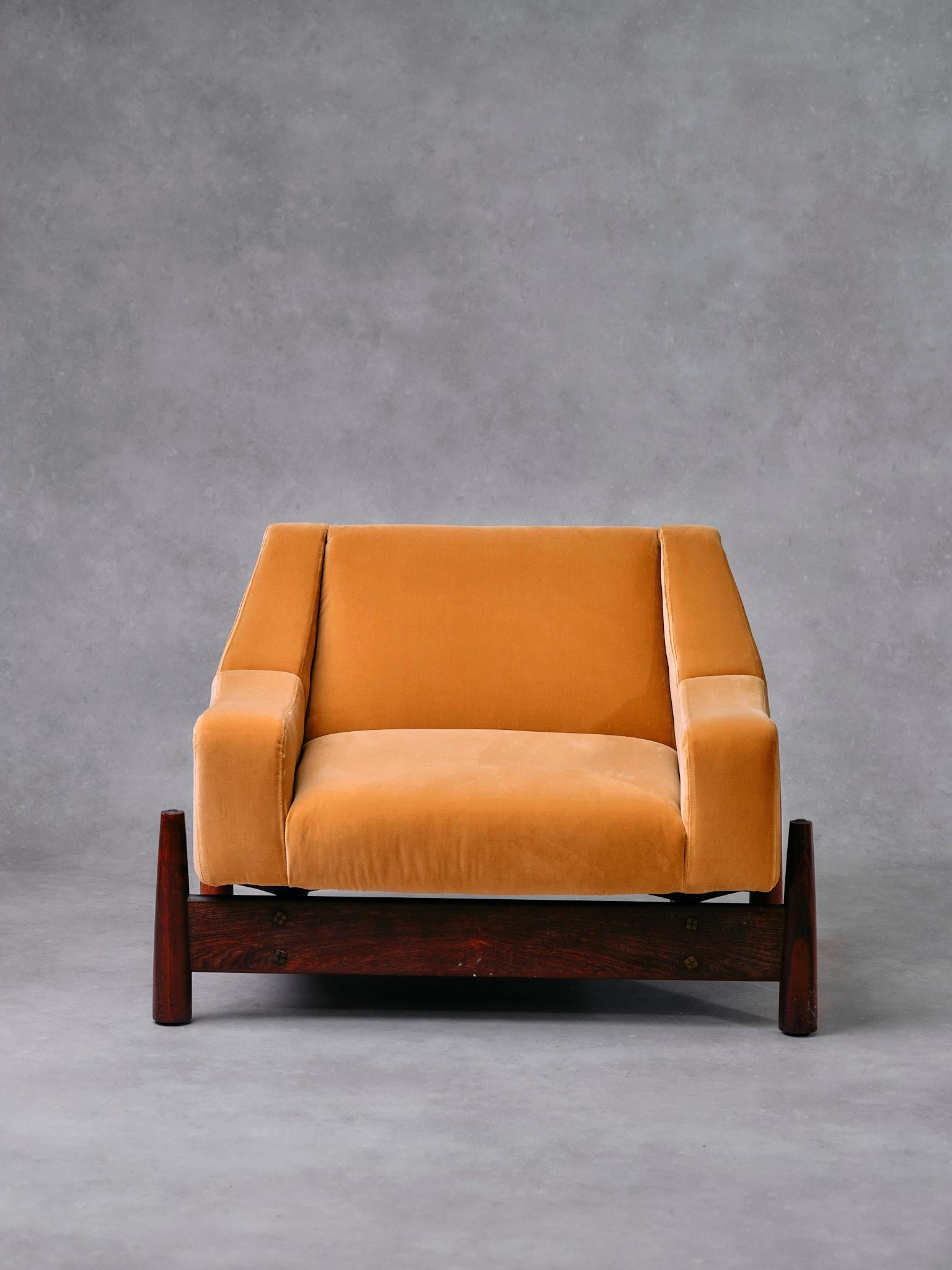 Mid-20th Century Imbuia Wood Pair of Armchairs by Móveis Cimo 1960s Brazil Dedar Milano Fabric For Sale