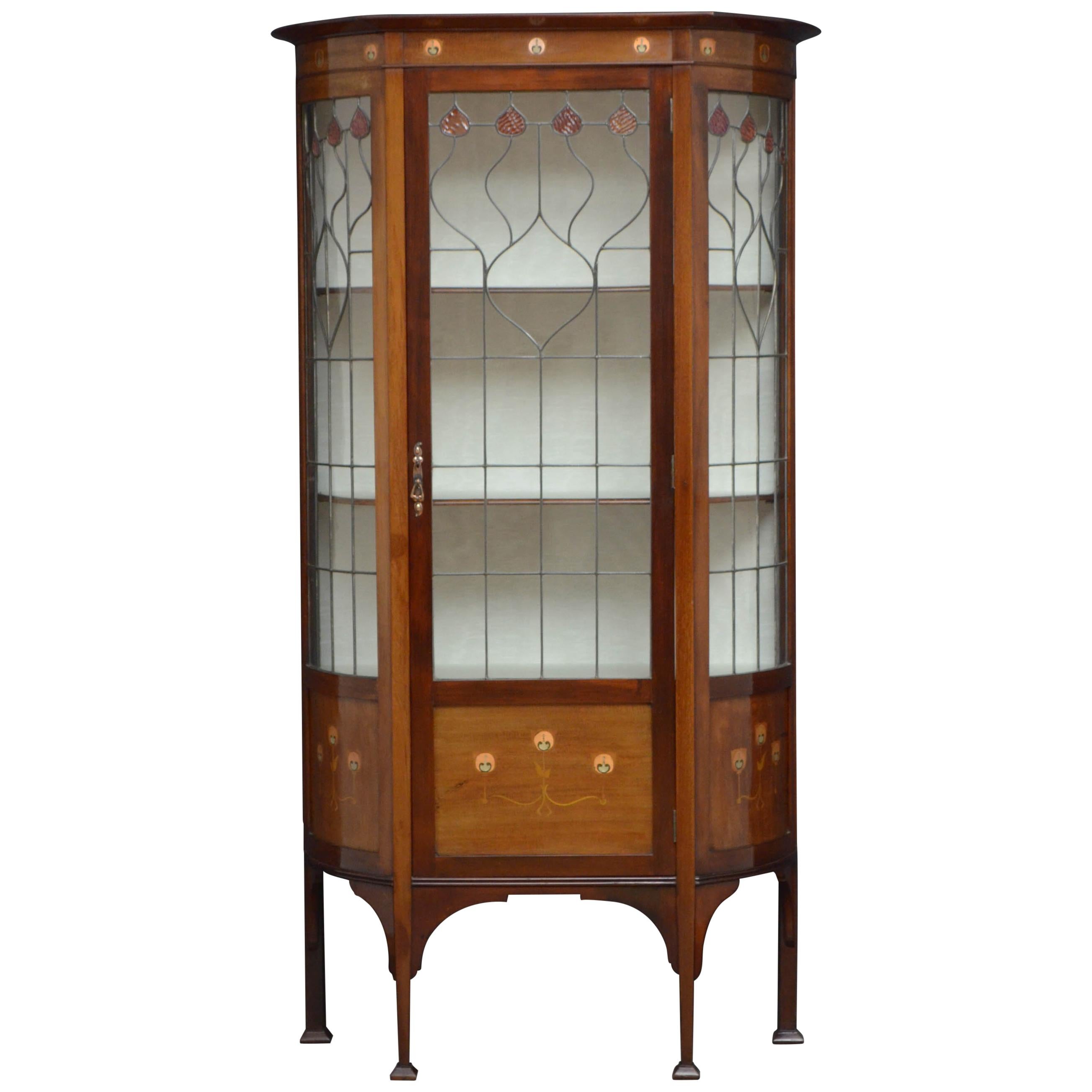 Immaculate Art Nouveau Display Cabinet