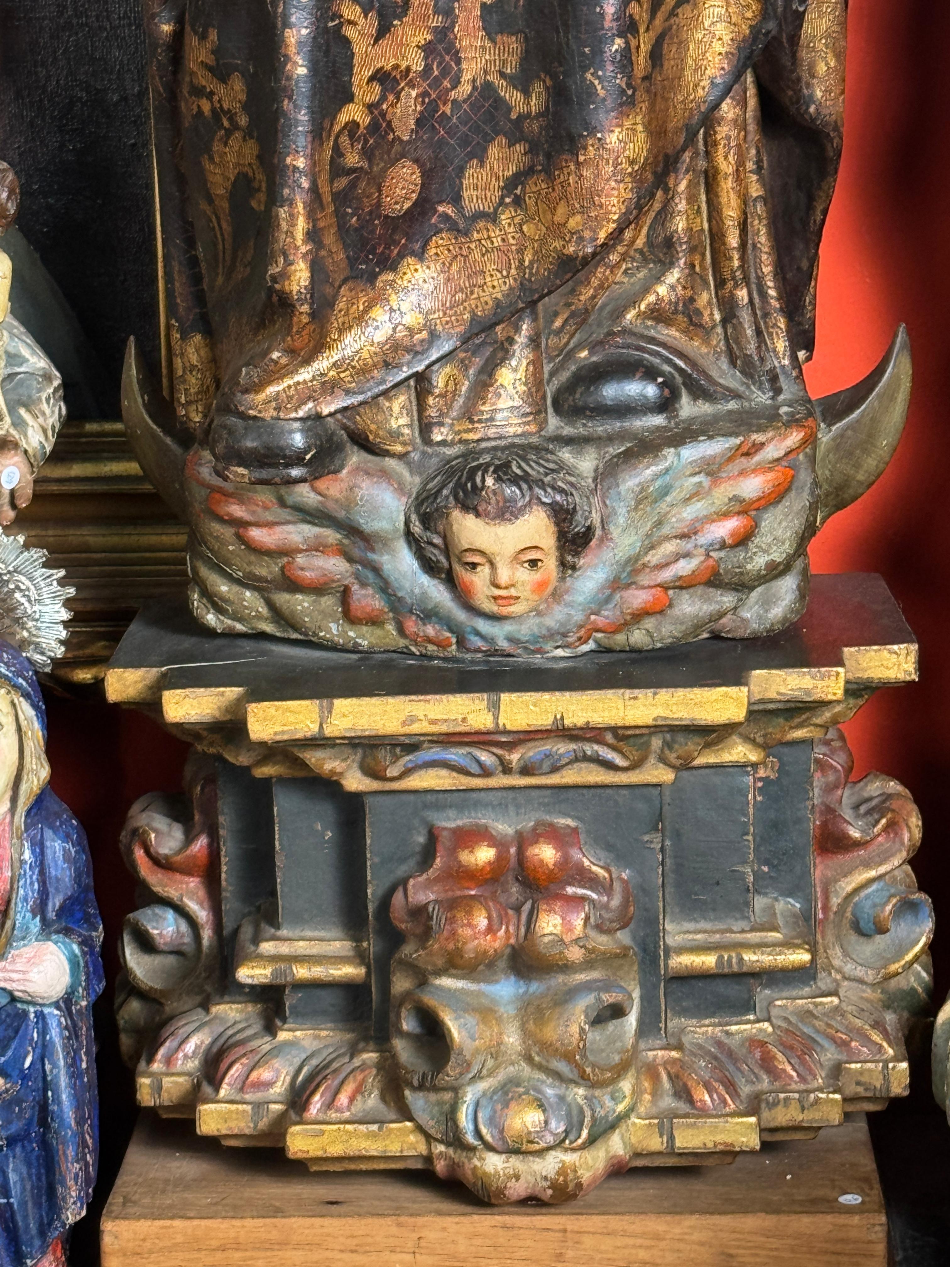 Fait main Immaculée Conception avec couronne péruvienne en argent, Spanish School, 18e siècle en vente