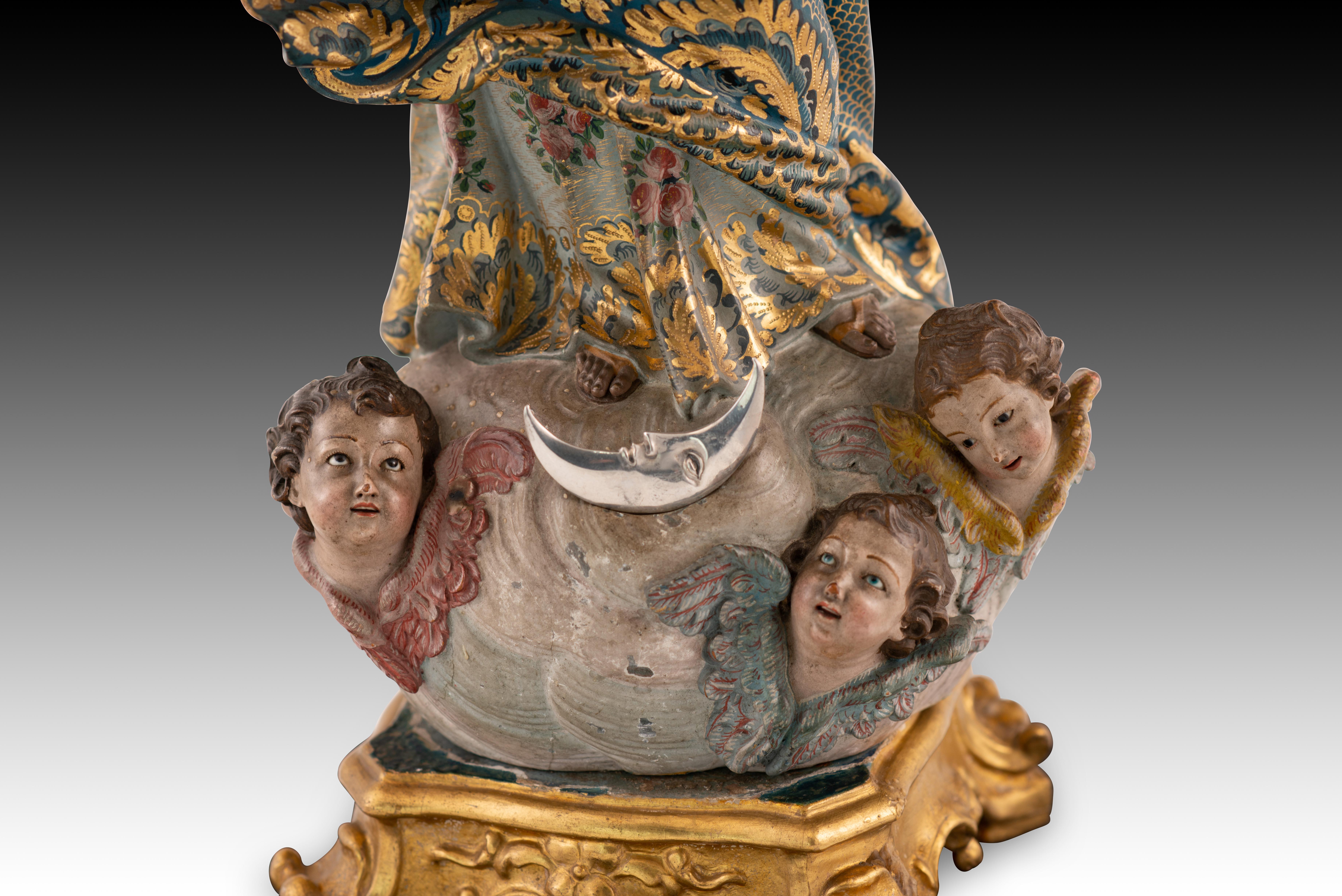 Immaculate Conception. Wood, glass, silver. Portuguese school, 18th century. For Sale 1